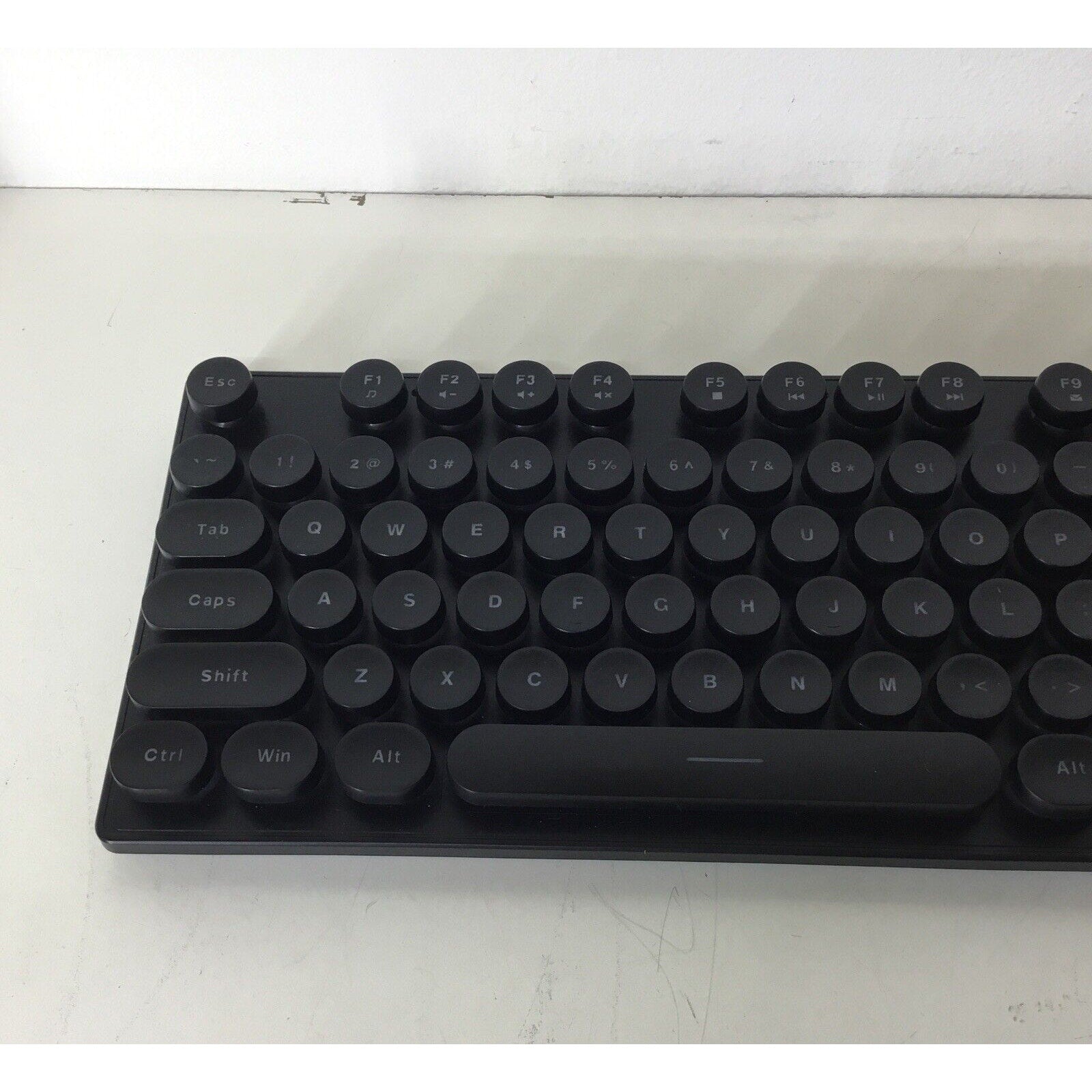 EWEADN GX330 Pro Black Light Up Keyboard Wired