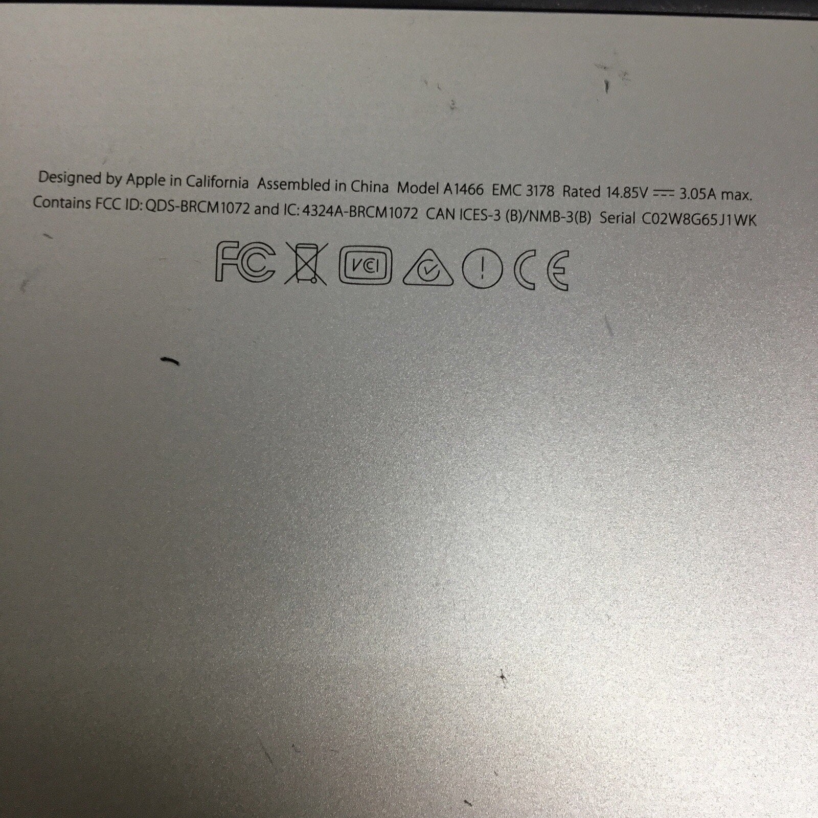 Apple MacBook Air A1466 For Parts READ DESC