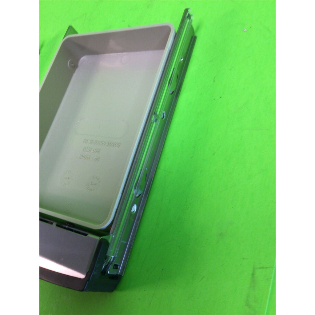 Lot of 2x Supermicro 3.5 Hot Swap Hard Drive Storage Caddy 05-SC82002-W100C002