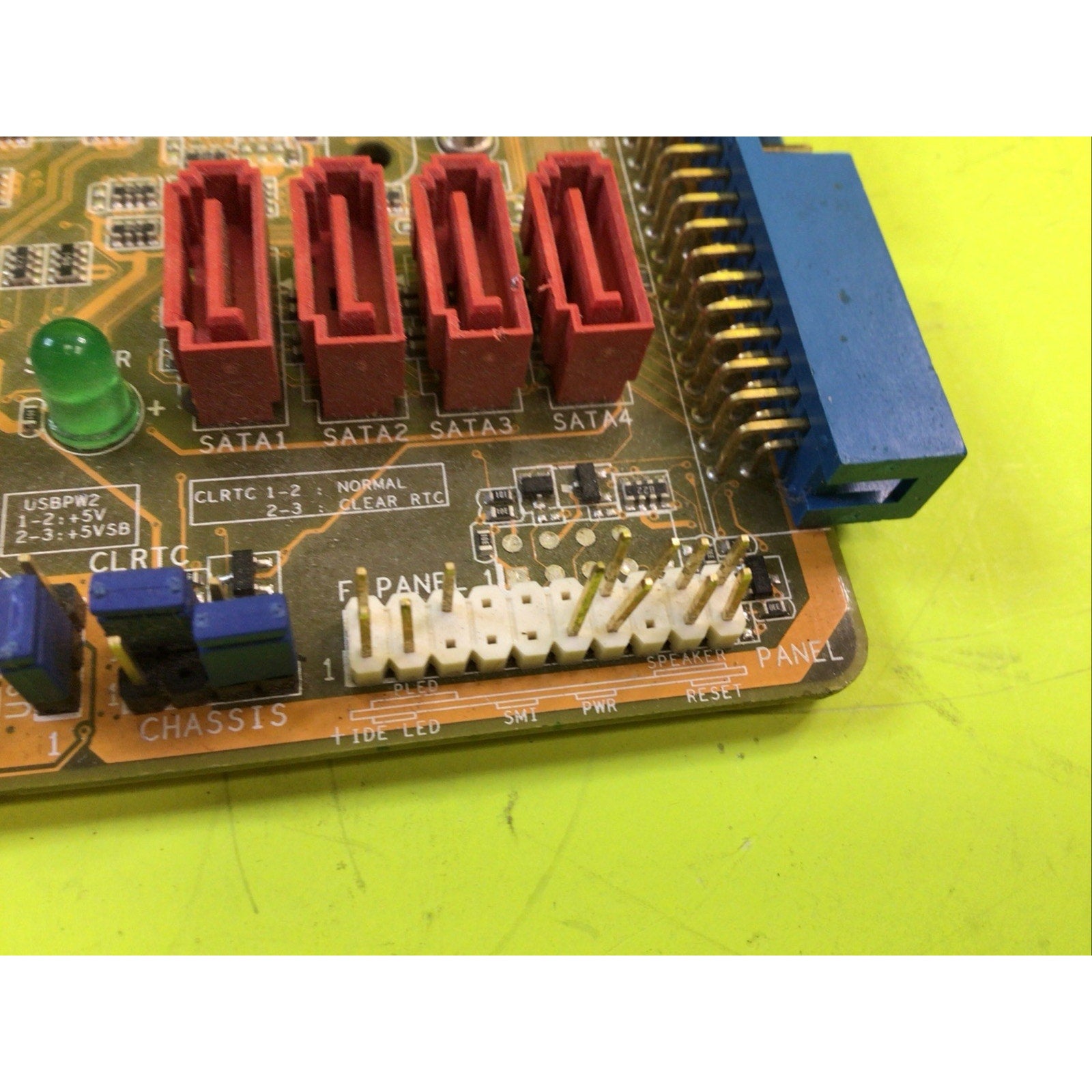 ASUS P5NSLI Socket LGA775 DDR2 PCIe PCI ATX Motherboard FOR PARTS or REPAIR