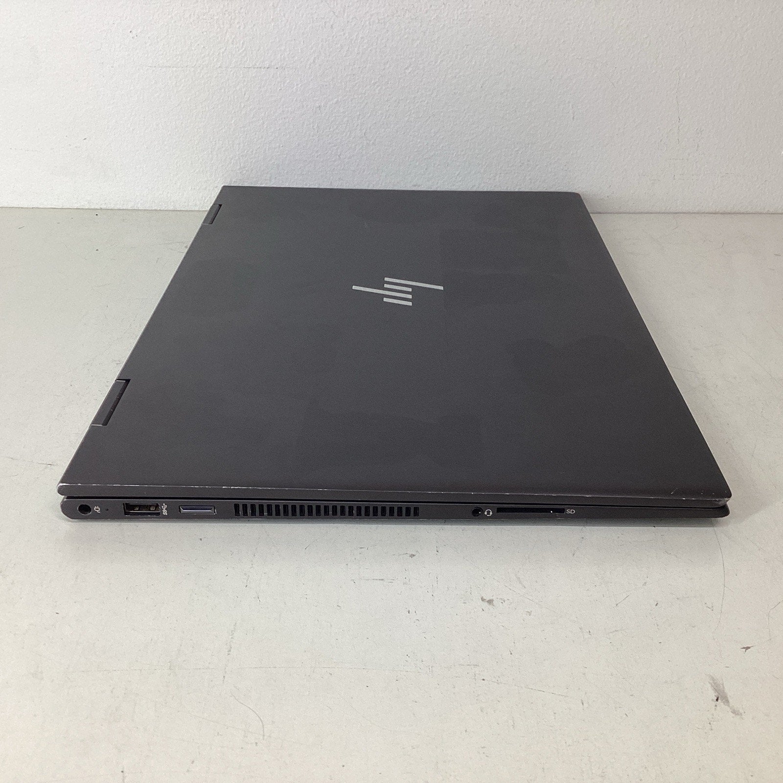 HP Envy x360 15m-ds0011dx 15.6" AMD Ryzen 5 3500U 8GB RAM 256GB NVME SSD Win 11