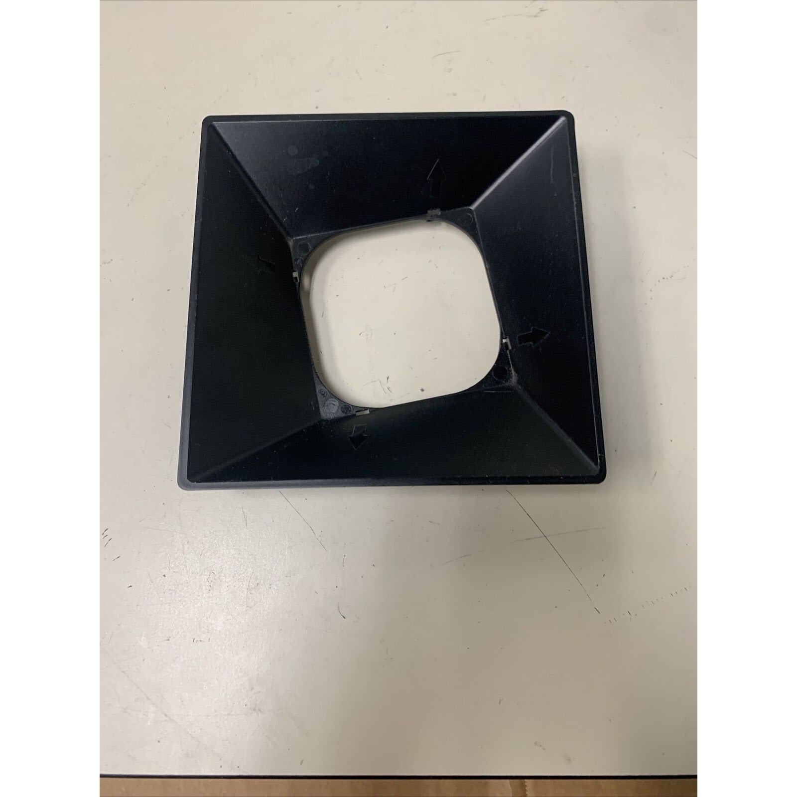 Dell HM7CK, CN-0HM7CK-20657-39C-41W3-A00 Inspiron Fan Shroud