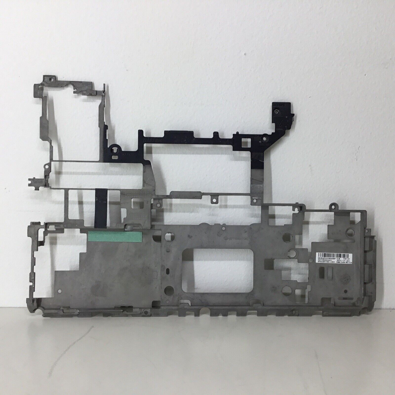 HP Elitebook 840 G3 OEM Motherboard Frame Internal Base 821164-001
