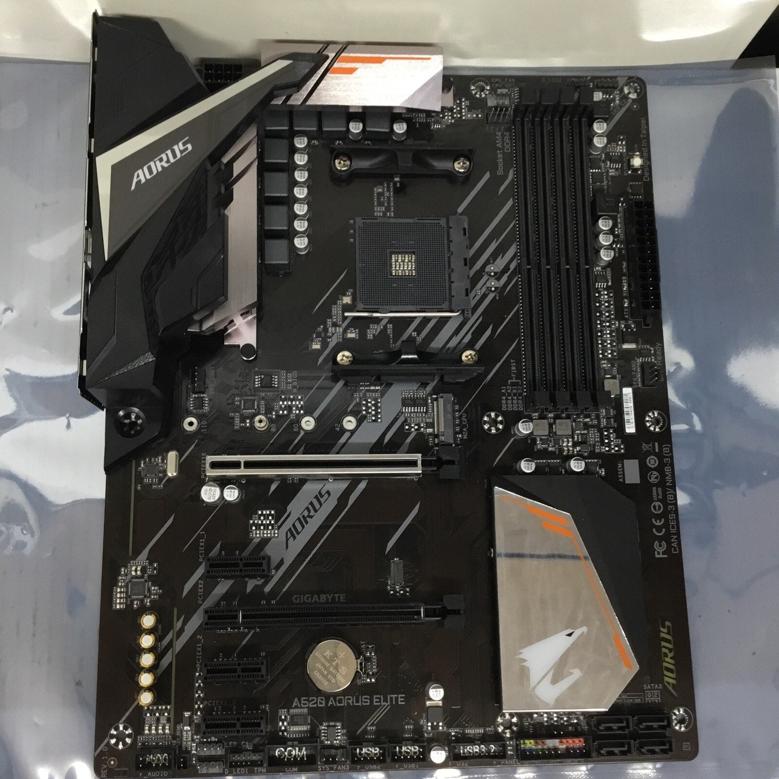 GIGABYTE A520 AORUS Elite, Socket AM4, AMD Motherboard