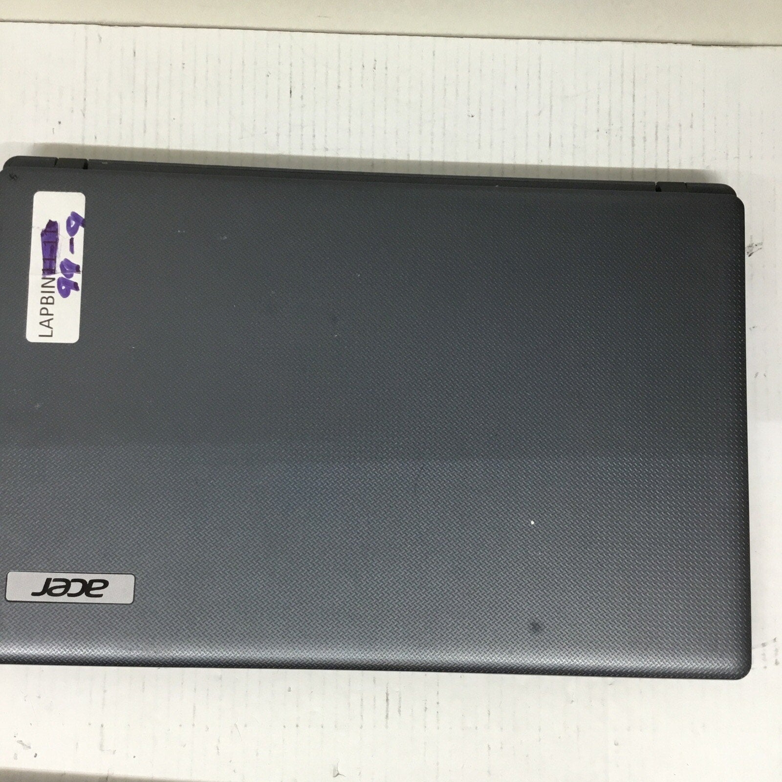 Acer Aspire 5749-6607 Core i5-2450M 4GB Ram No HDD For Parts READ DESC