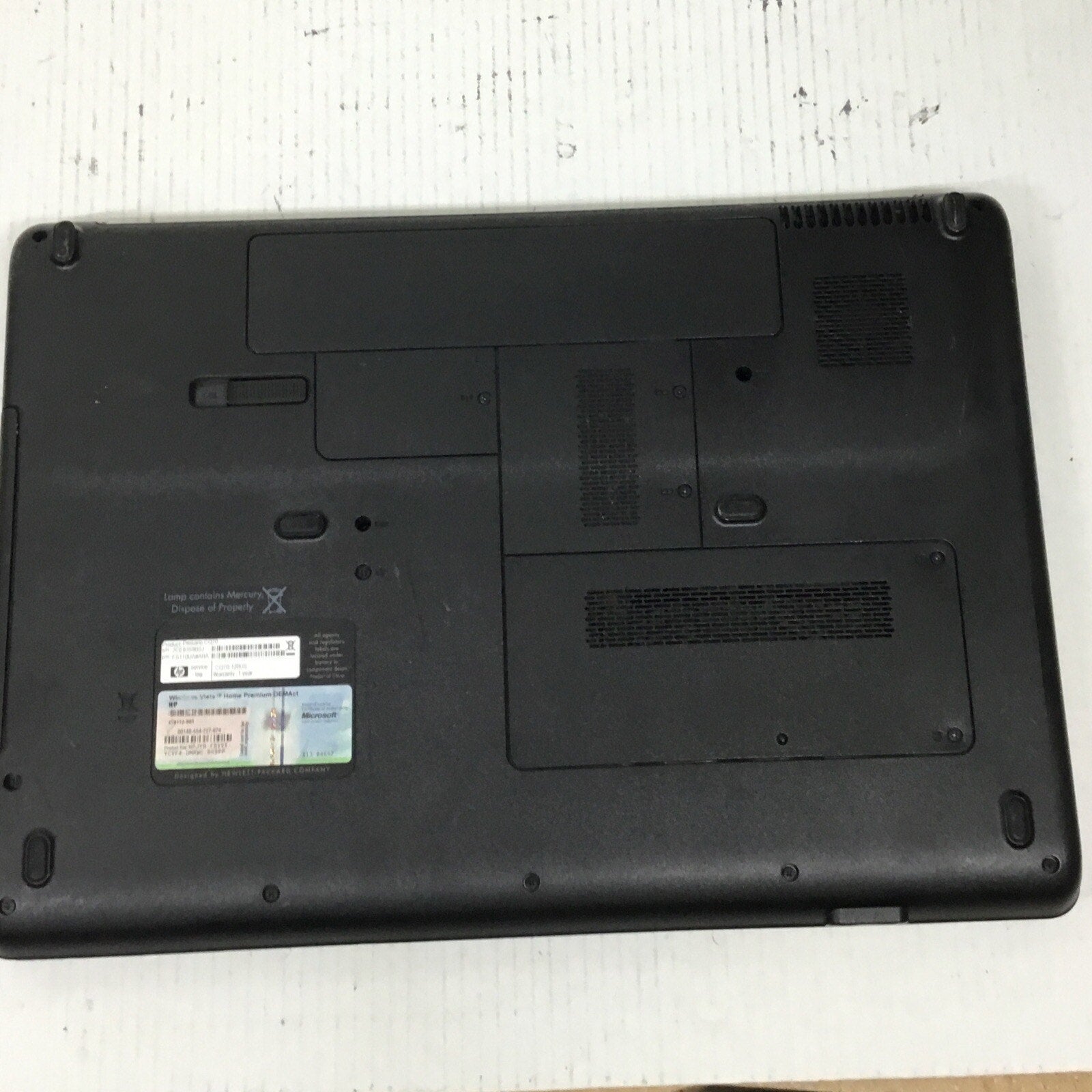 15.6" Laptop Compaq Presario CQ70-120US Notebook PC For Parts READ DESC