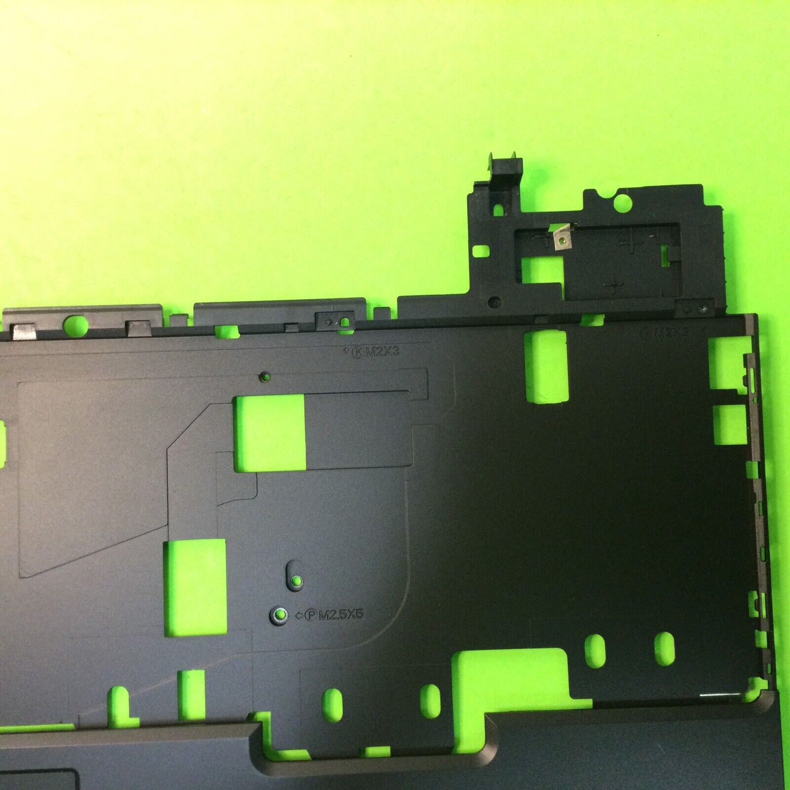 OEM DELL LATITUDE E5540 PALMREST TOUCHPAD P/N- A136L6