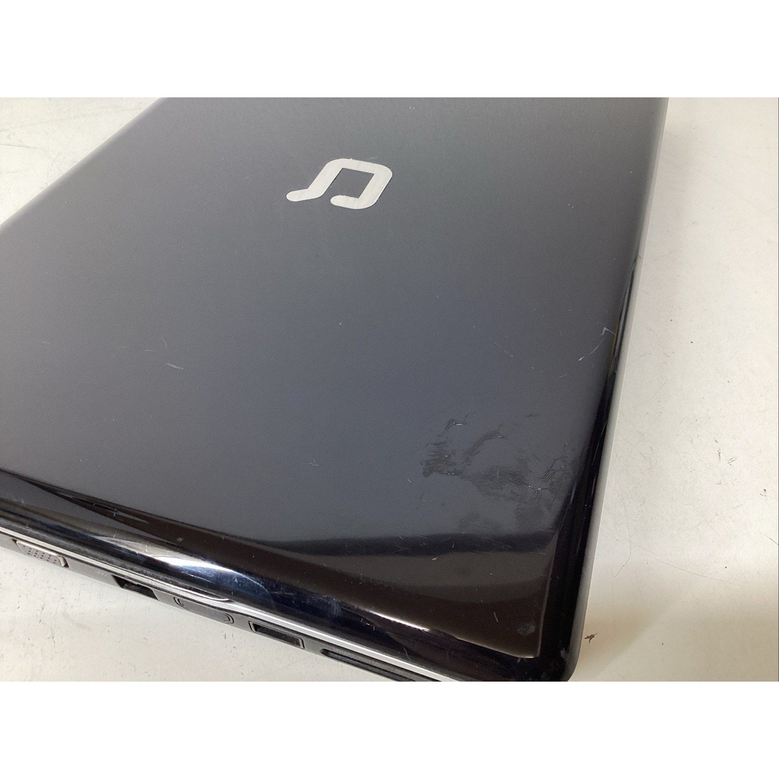 HP 15.6" Compaq Presario CQ60-410US Intel Celeron 2GB RAM 160GB HDD - For Parts