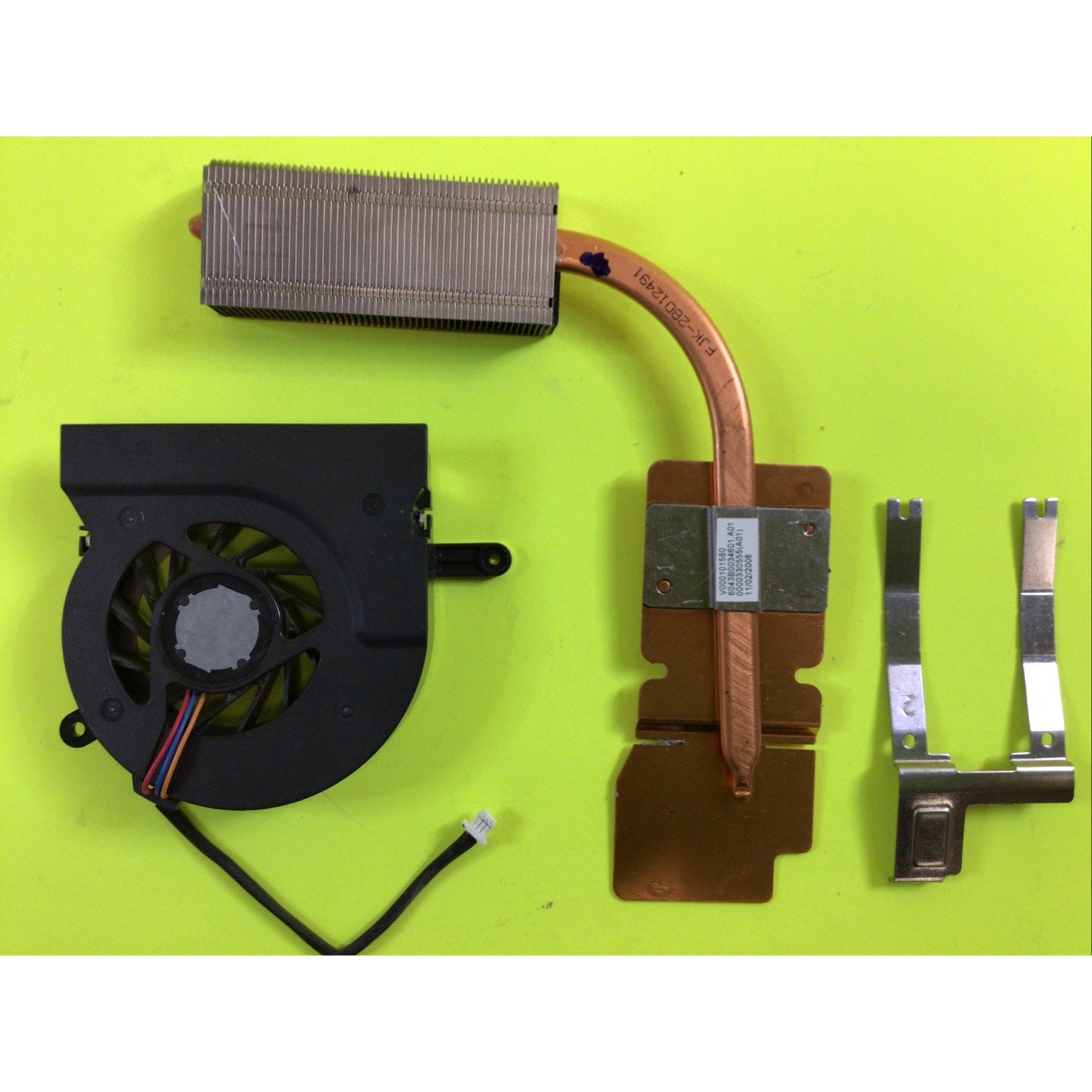 Toshiba A205-S5804 CPU Cooling Fan with Heatsink 6033B0009701 6043B0034601