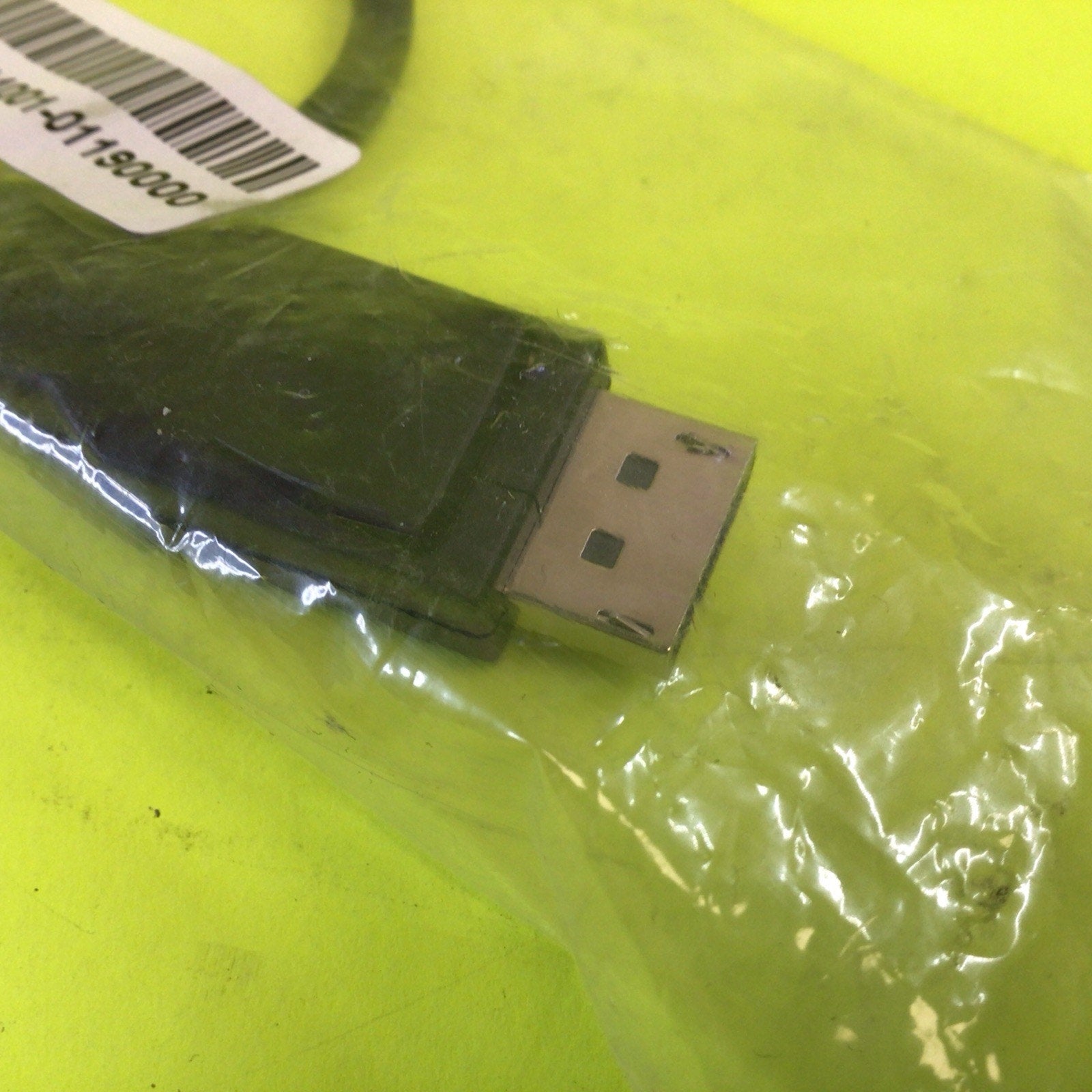 Asus Mini Display Port to Display Port P/N: 14001-01190000