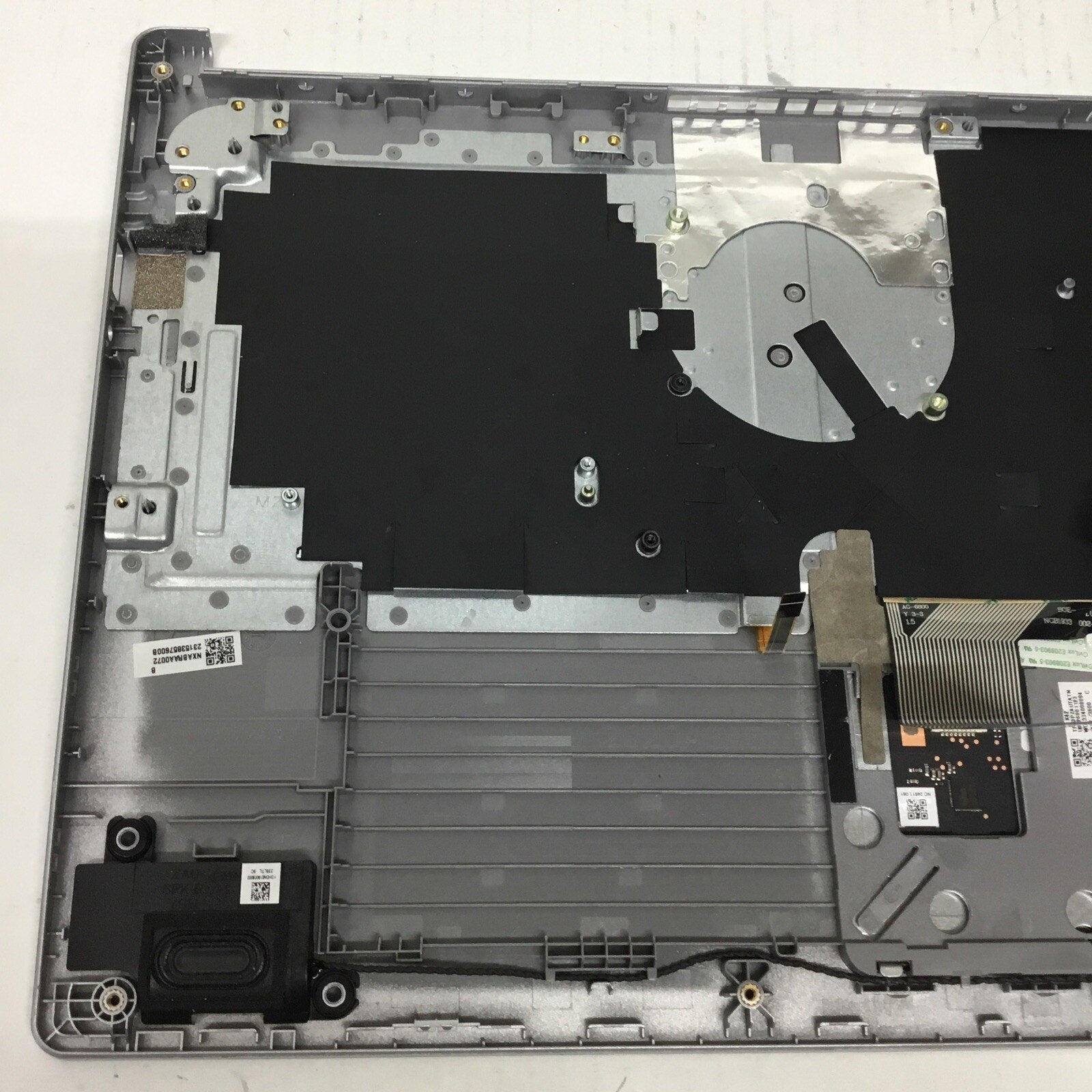 EAZAU010A2N GENUINE ACER TOP COVER A515-46-R3UB