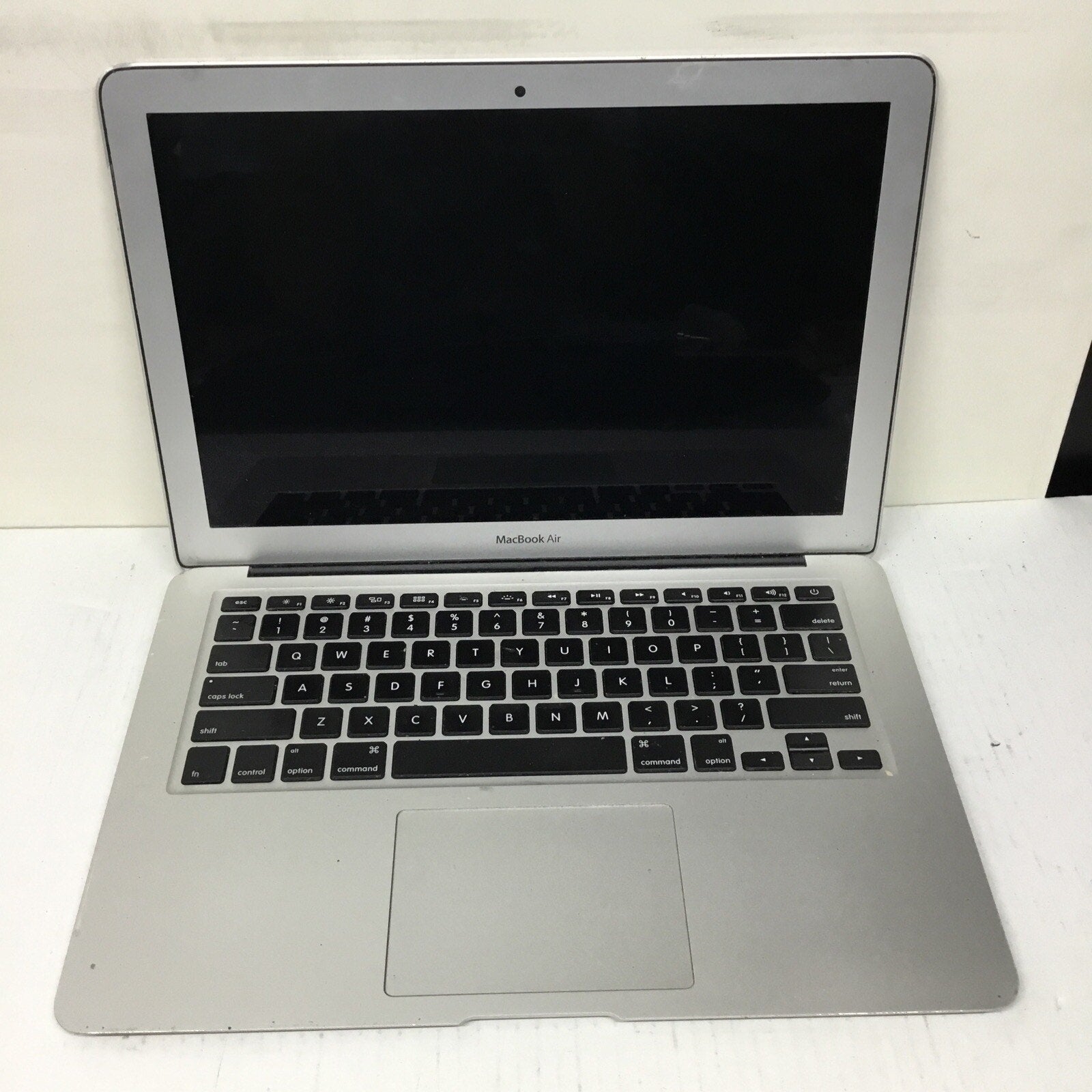 Apple MacBook Air 11" A1466 for Parts READ DESC