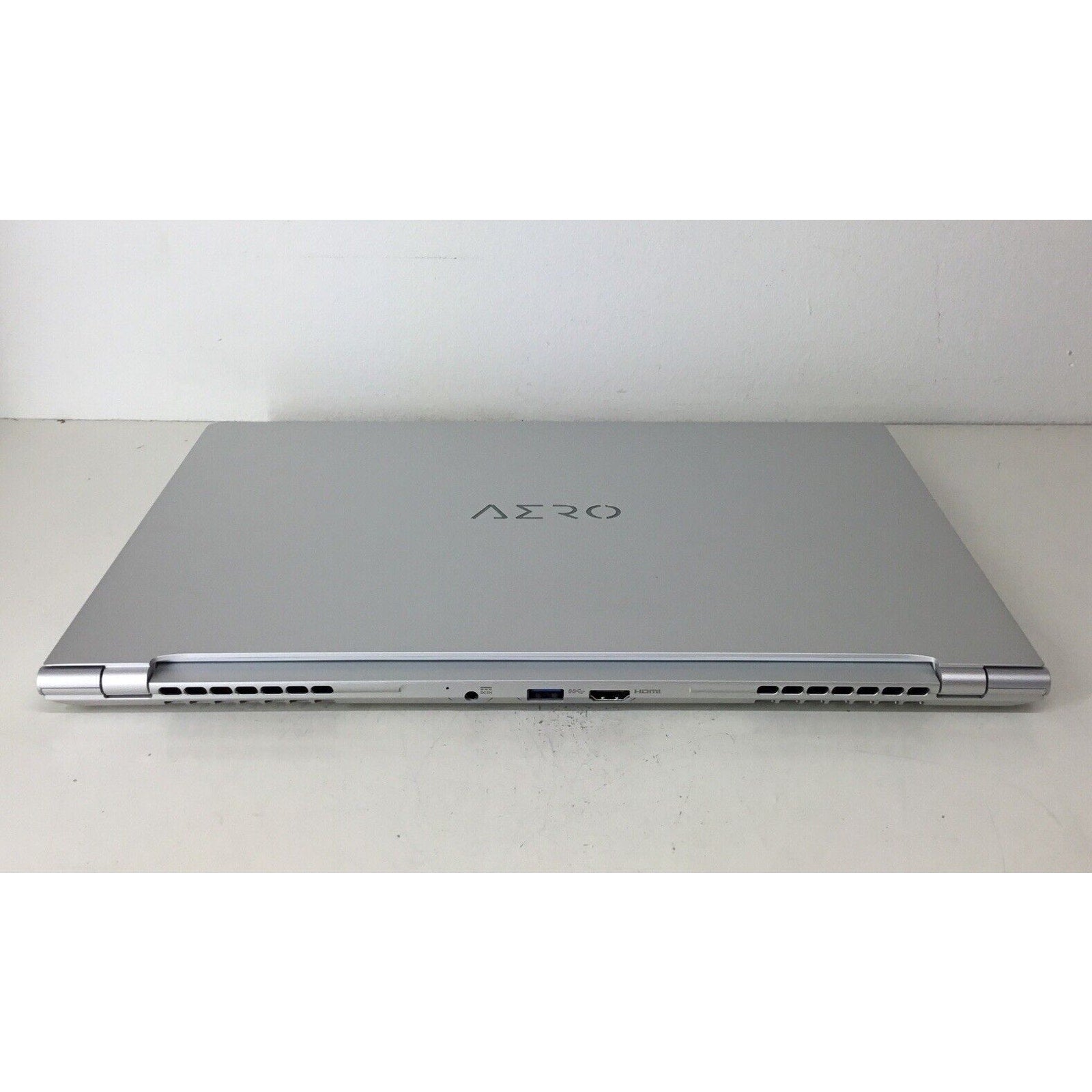 Gigabyte AERO 16 OLED Gaming Laptop i9-13900H 32GB RAM 1TB SSD RTX 4070