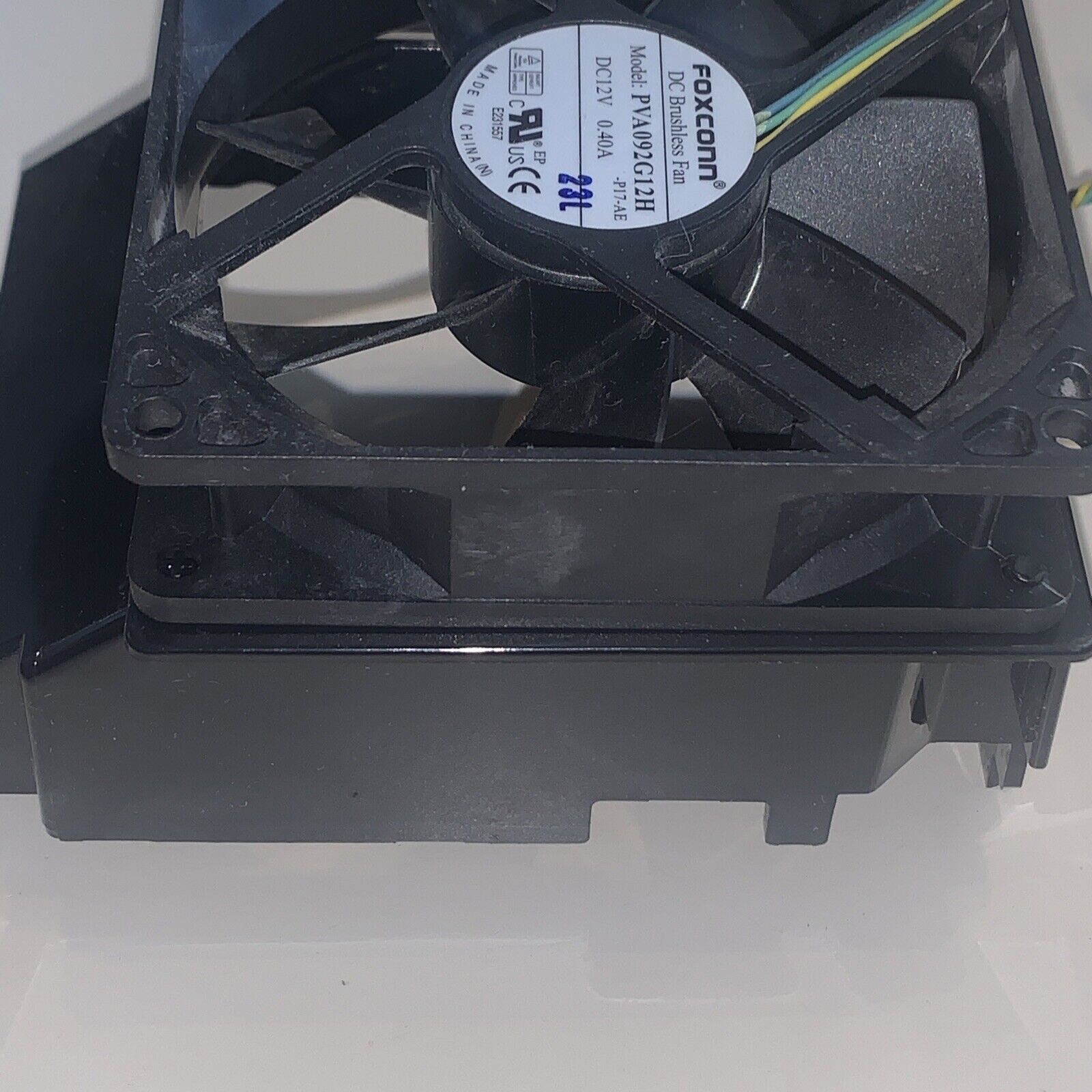 HP Compaq SFF Cpu Cooling Fan with Shroud Foxconn PVA092G12H / P1-628547