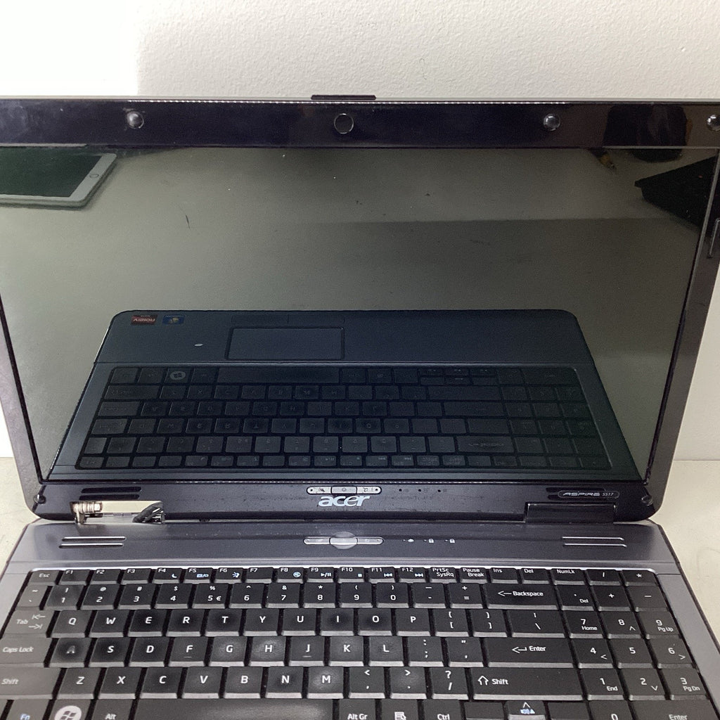 Acer Aspire 15.6" 5517-5671 Laptop AMD Vision 3GB RAM No HDD - For Parts