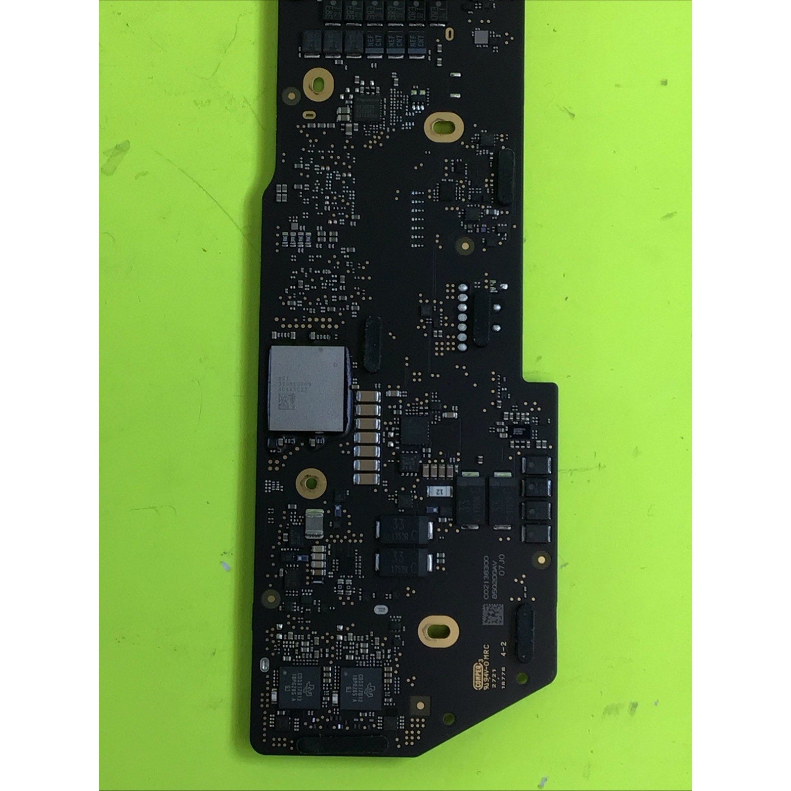 Apple Macbook Air A2337 Logic Board 820-02016-A FOR PARTS or RECYCLE