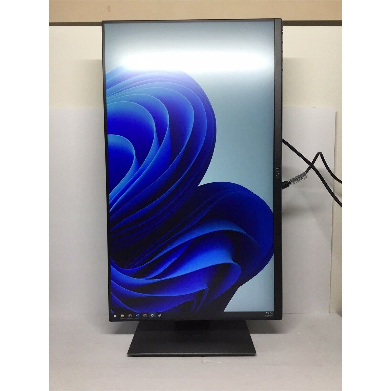 Dell P2719H 27-inch Widescreen Borderless IPS LCD Monitor - Used