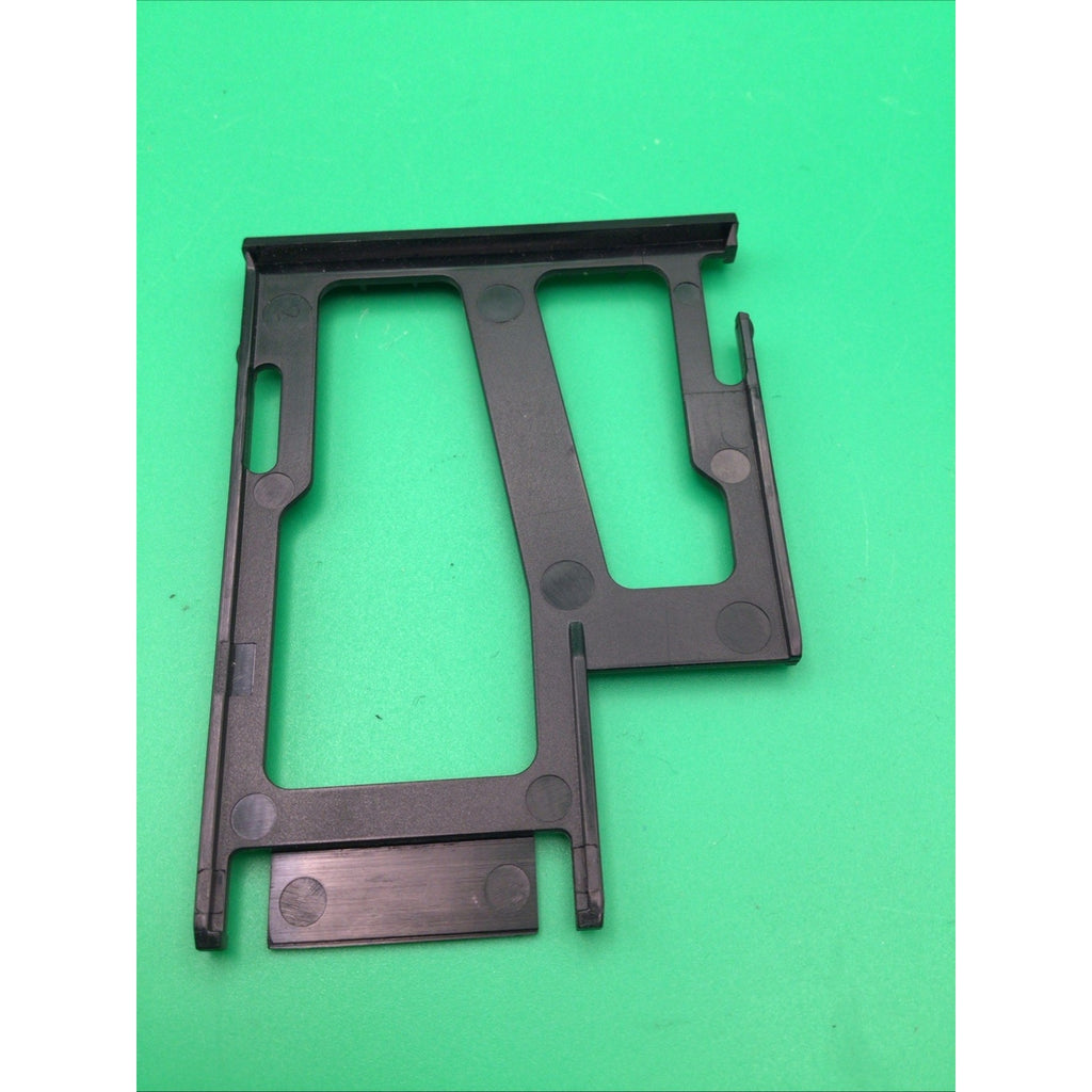 Dell Inspiron 1750 Express Card Cover P8M05