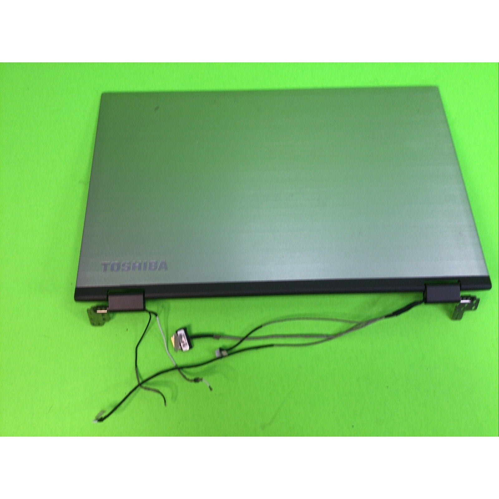 13N0-2CA0R01 TOSHIBA DISPLAY BACK COVER P55W-C5200 w/LCD Hinges Camera and Ant