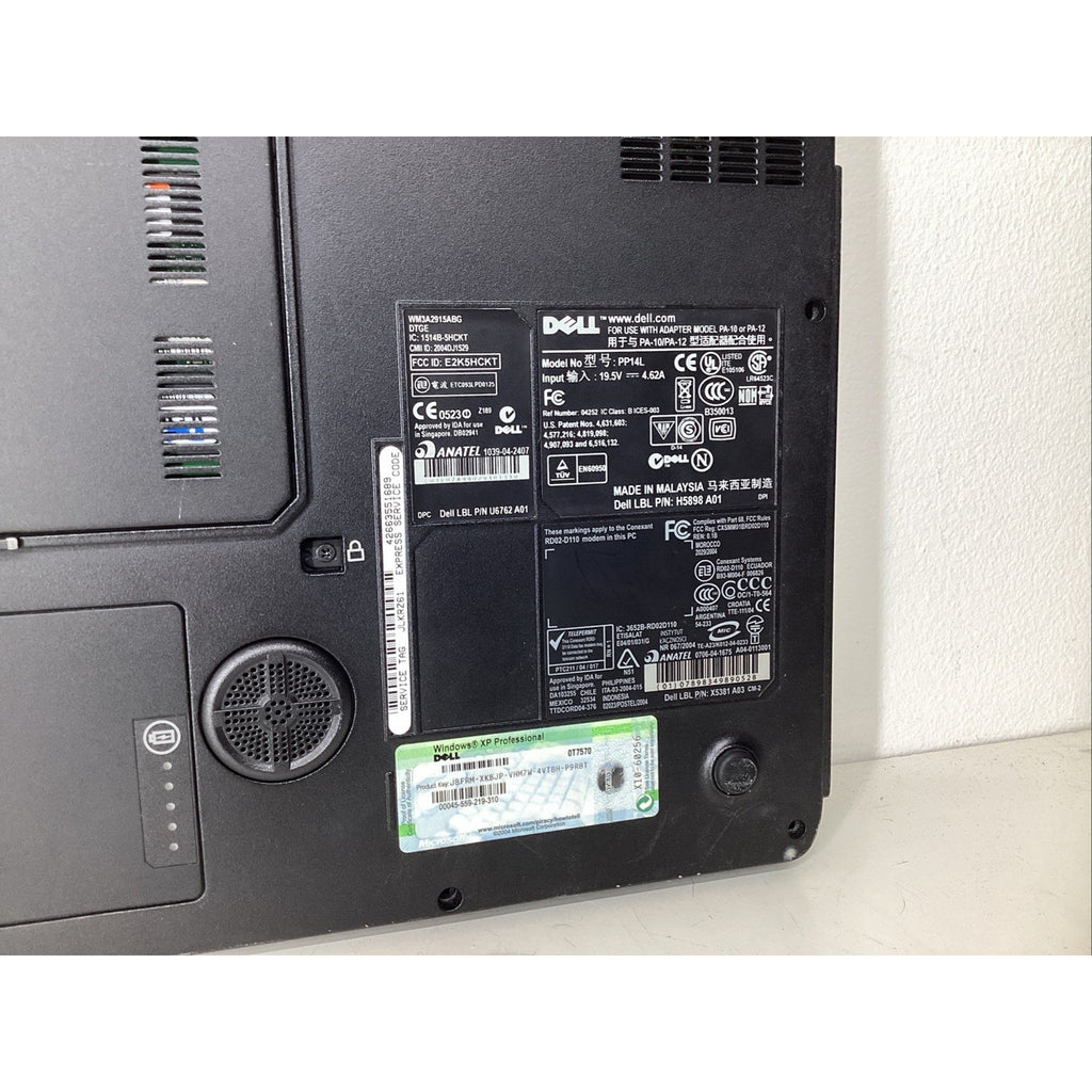 Dell Inspiron 9300 17" Laptop Intel Centrino 768MB RAM - For Parts