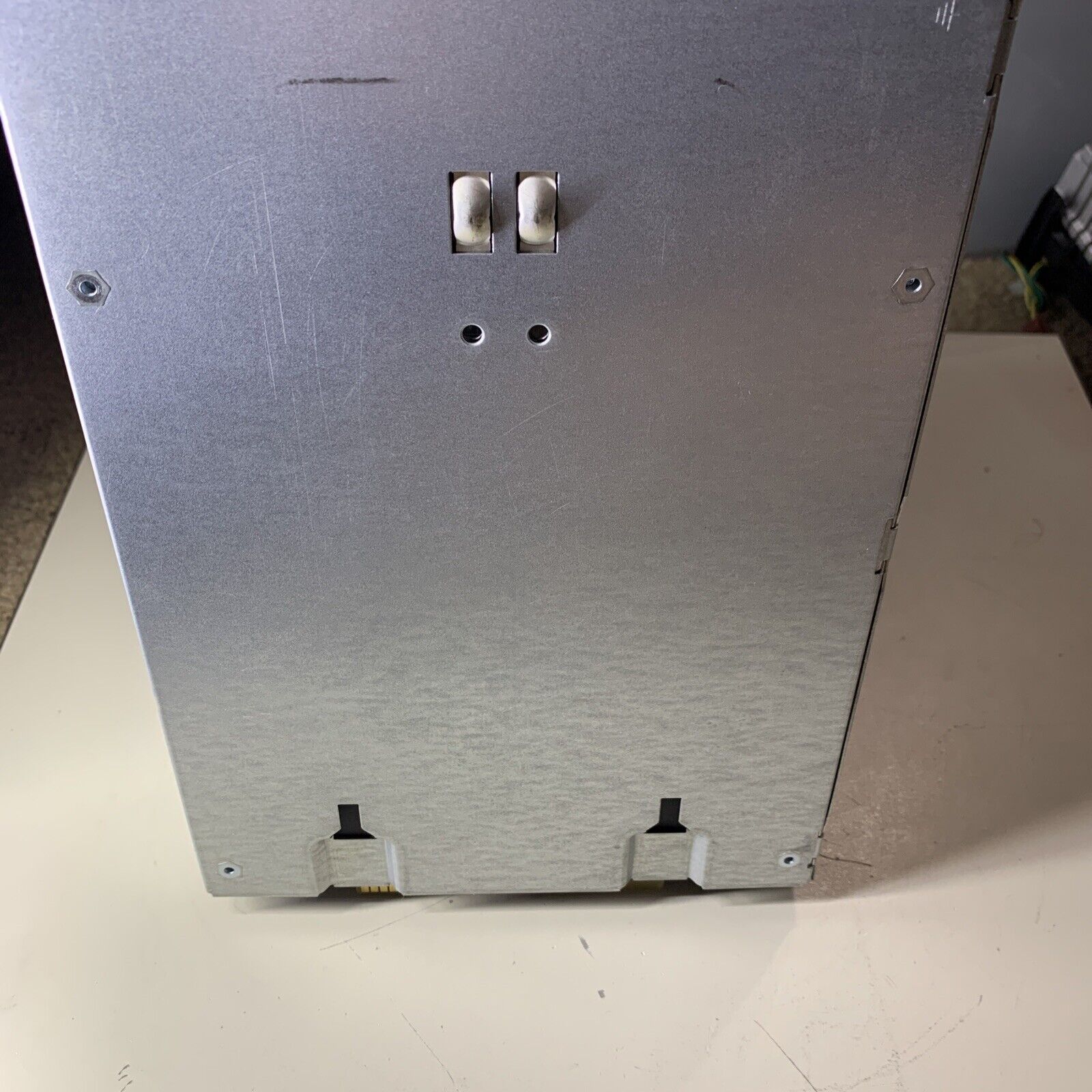 Dell Precision T3600 425W 80 Plus Gold Power Supply P/N: 0DNR74