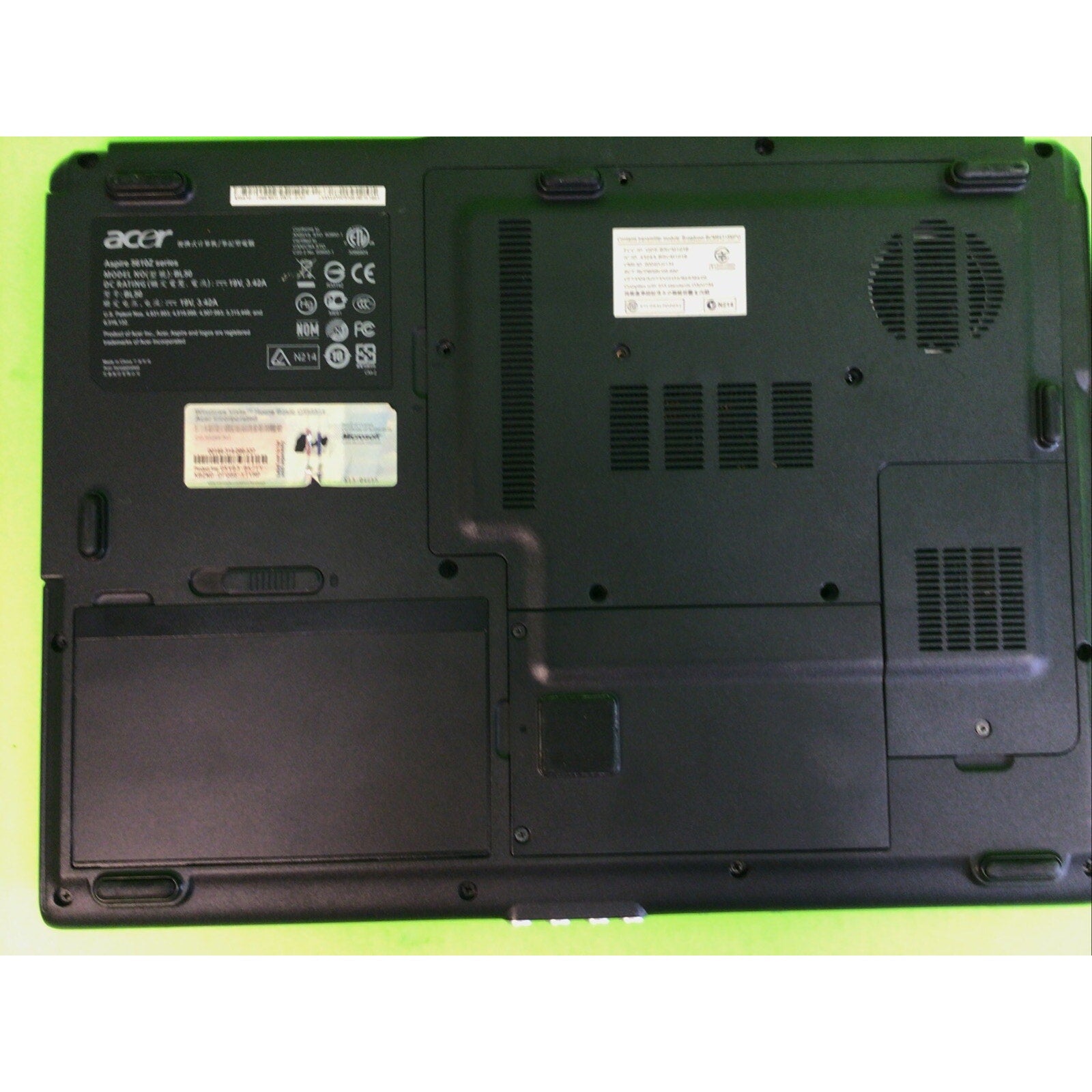 Acer Aspire 5610Z Intel T2060 2GB RAM NO HDD FOR PARTS or REPAIR