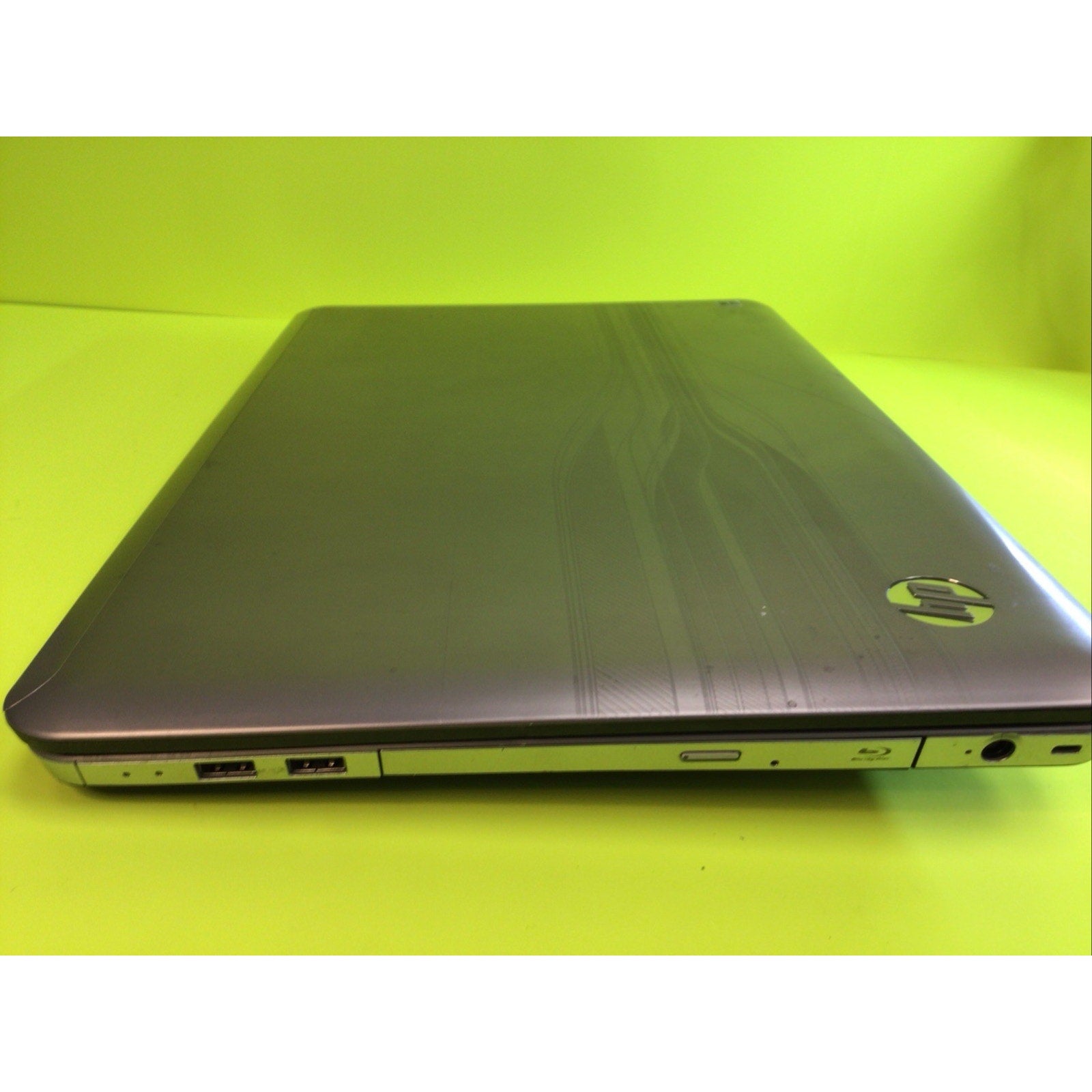 HP Pavilion DV7-4073nr i7 Q720 4GB RAM Radeon HD5650 FOR PARTS or REPAIR