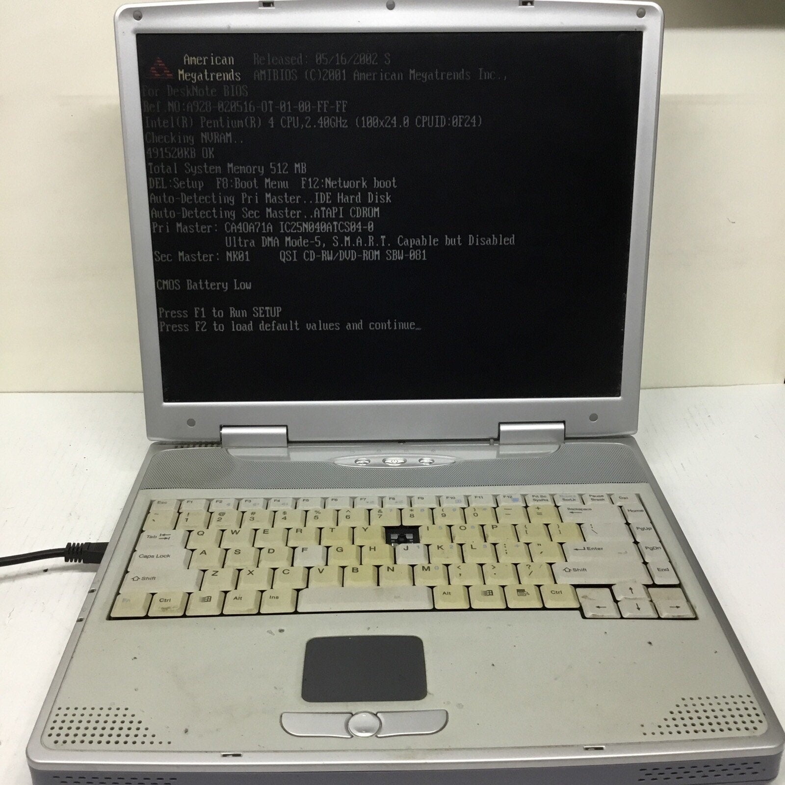 iBuddie 4 Vintage RARE Laptop w/ Adapter Intel Pentium 4 512MB Ram