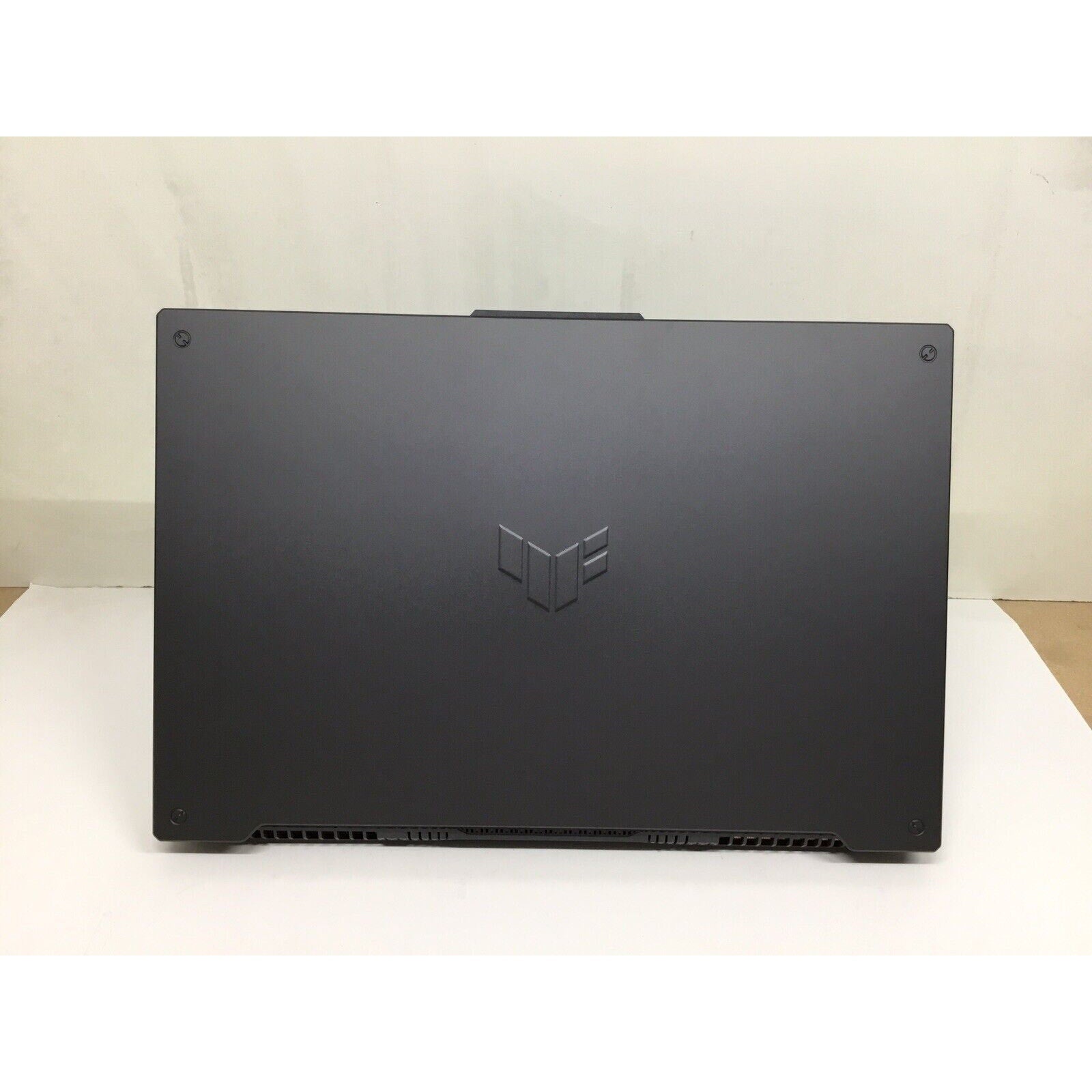 ASUS TUF Gaming FX707ZC-ES52 F17 17.3" FHD i5 8GB 1TB RTX 3050 2024