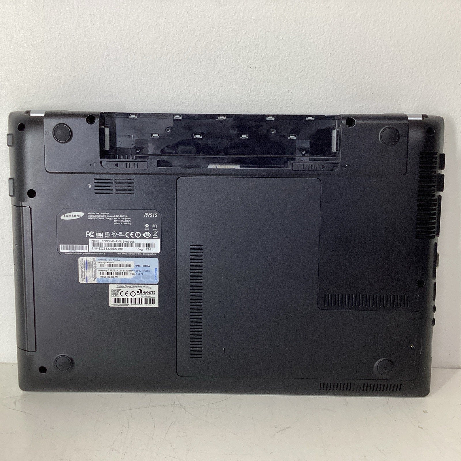 Samsung NP-RV515-A01US 15.6 AMD E-350 Dual-Core 4GB RAM 320GB HDD - For Parts