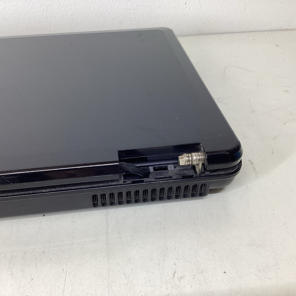 Acer Aspire 15.6" 5517-5671 Laptop AMD Vision 3GB RAM No HDD - For Parts