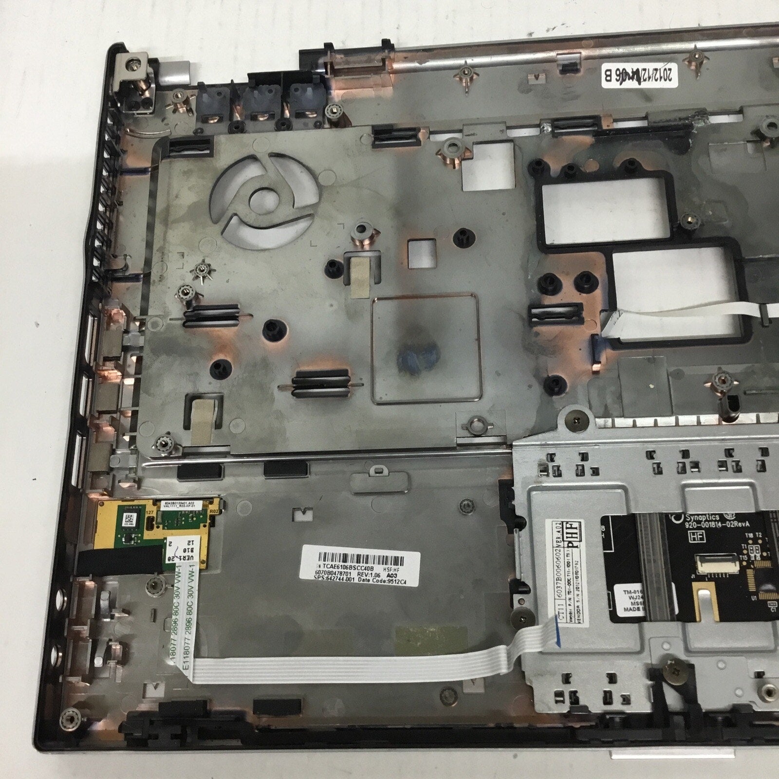 HP EliteBook 8460p Laptop Palmrest w/Touchpad 642744-001