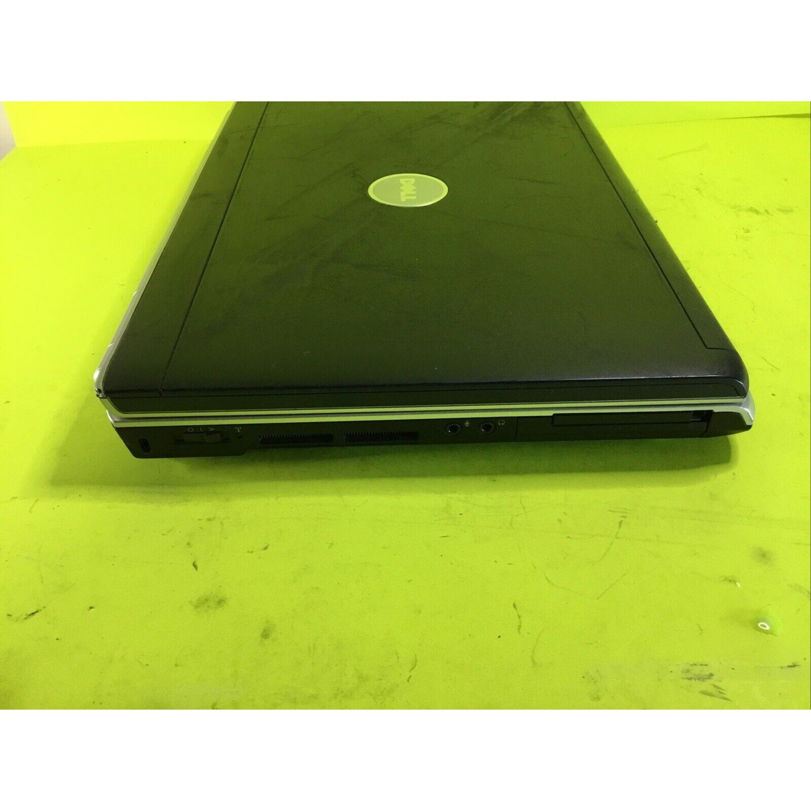 Dell Inspiron 1521 15.4” Laptop FOR PARTS REPAIR or RECYCLE