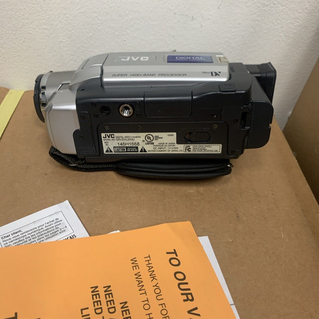 JVC GR-DVL210U Mini DV Digital Video Camera - As-Is/Unknown - No Power Cable