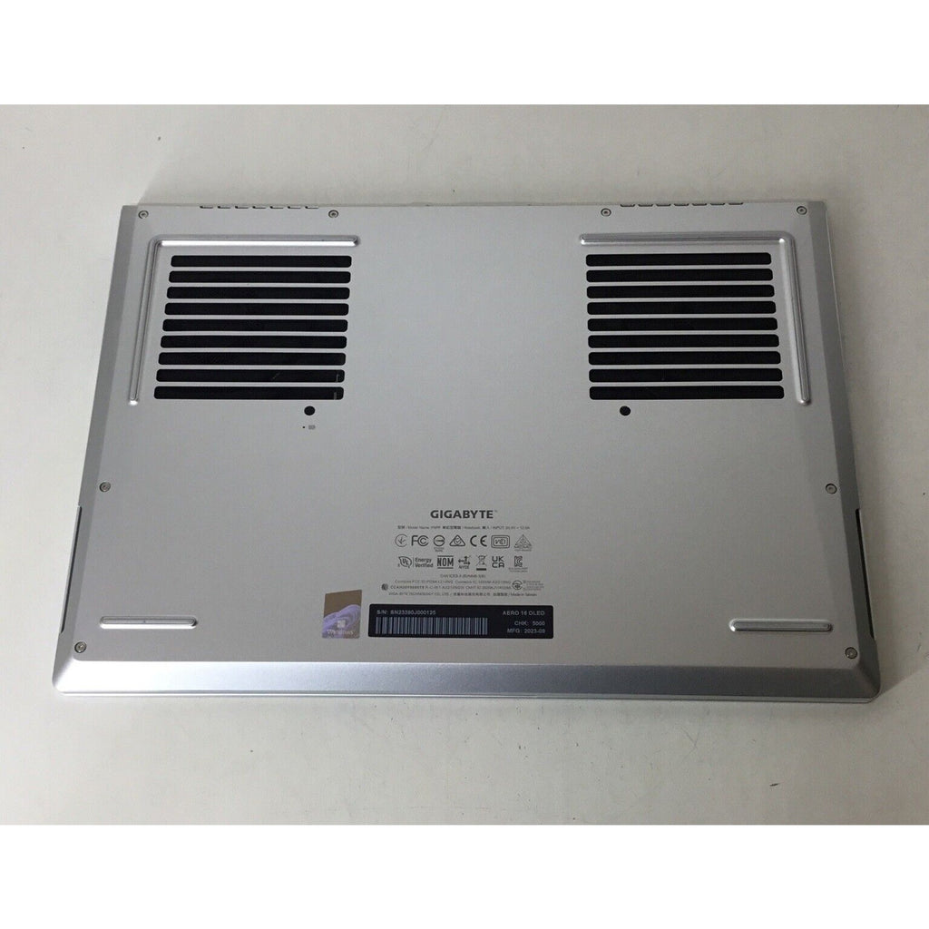 Gigabyte AERO 16 OLED Gaming Laptop i9-13900H 32GB RAM 1TB SSD RTX 4070