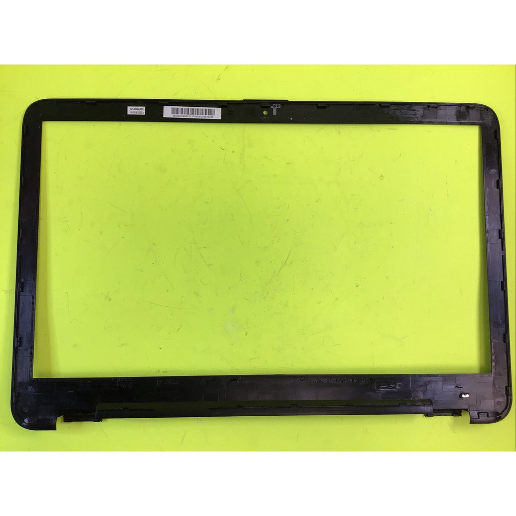 HP Pavilion 17-X116DX LCD Front Bezel