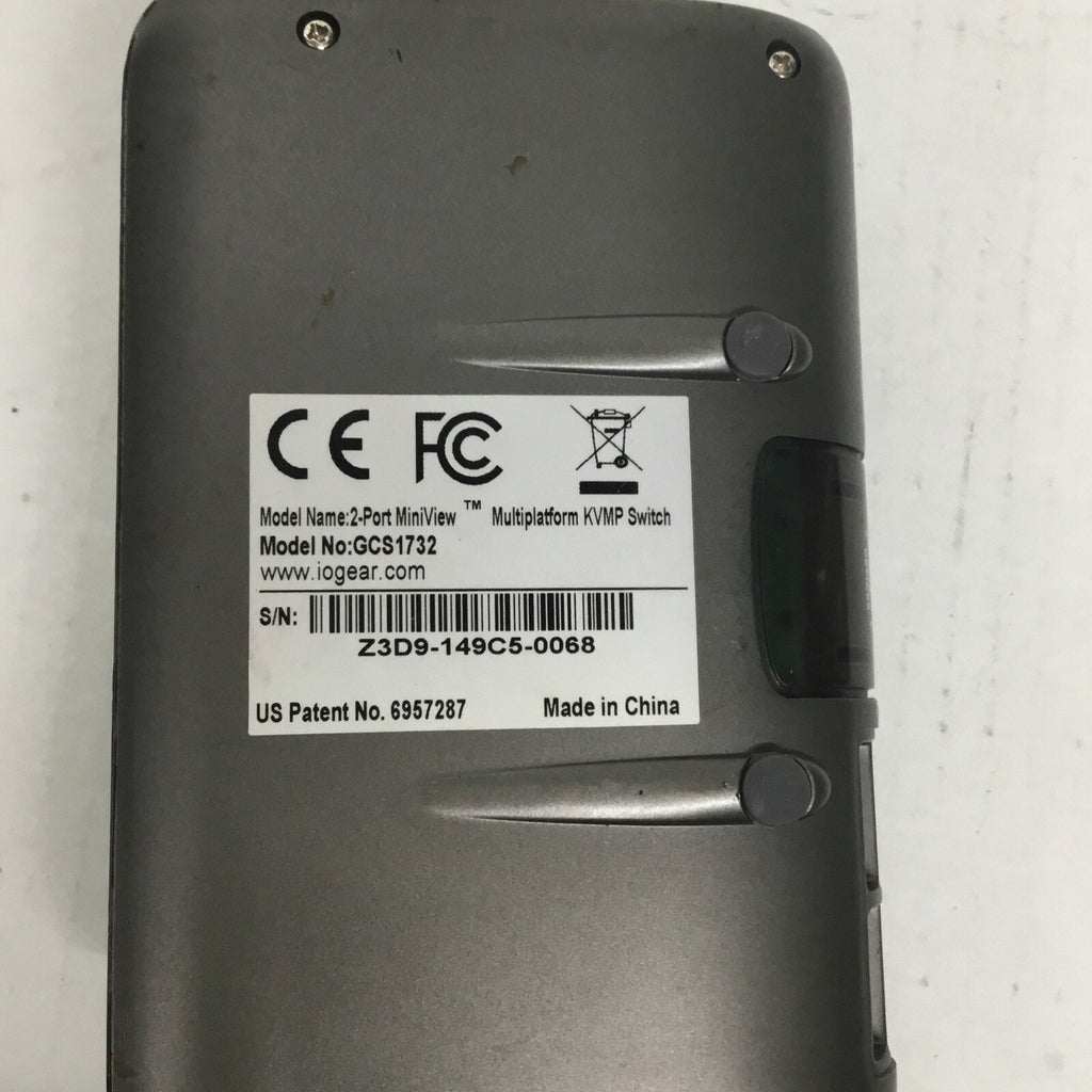 IOGear Extreme MiniView SE 4-Port USB PS/2 KVM Switch GCS94B Untested!!