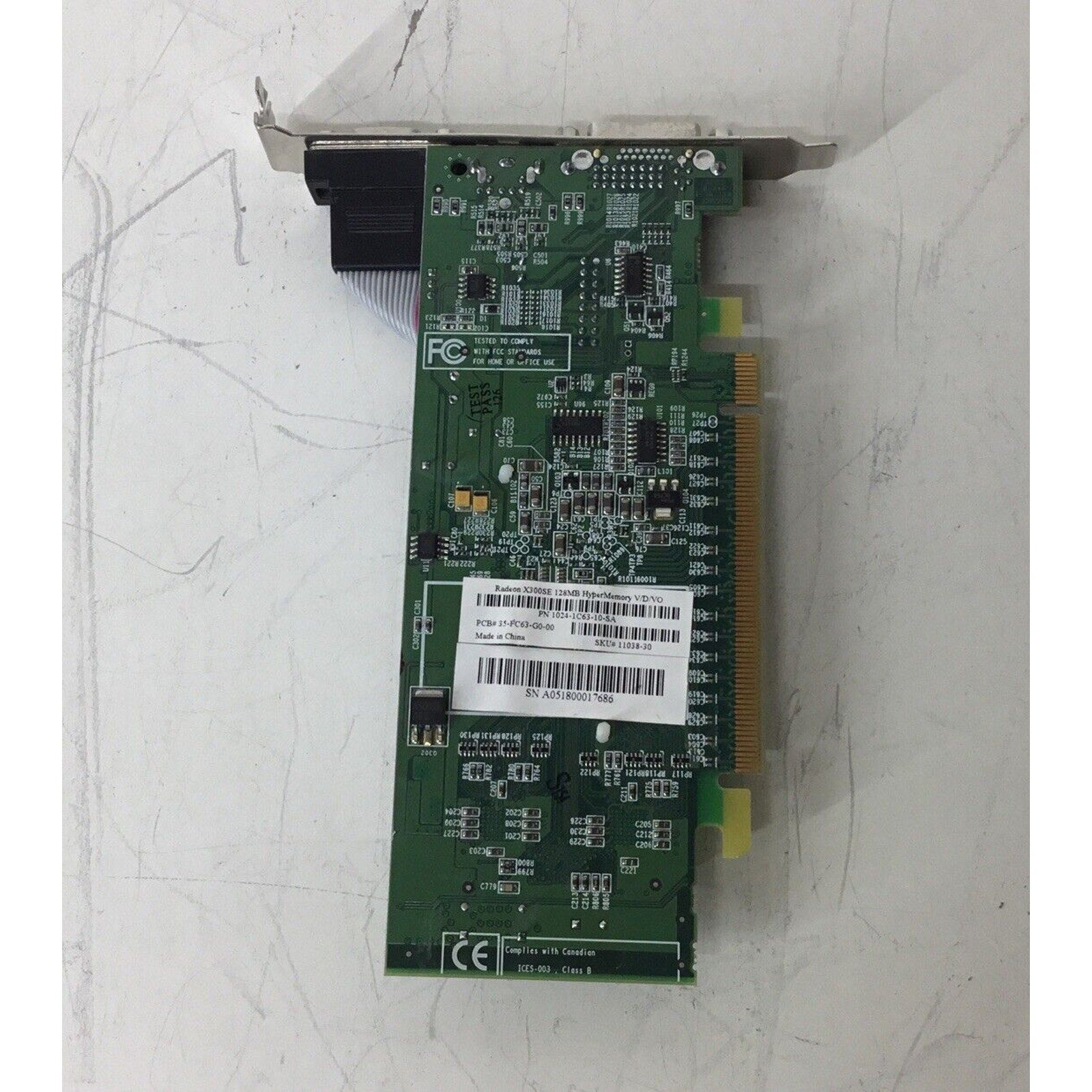 Radeon X300SE 128MB HyperMemory V/D/VO Graphics Card