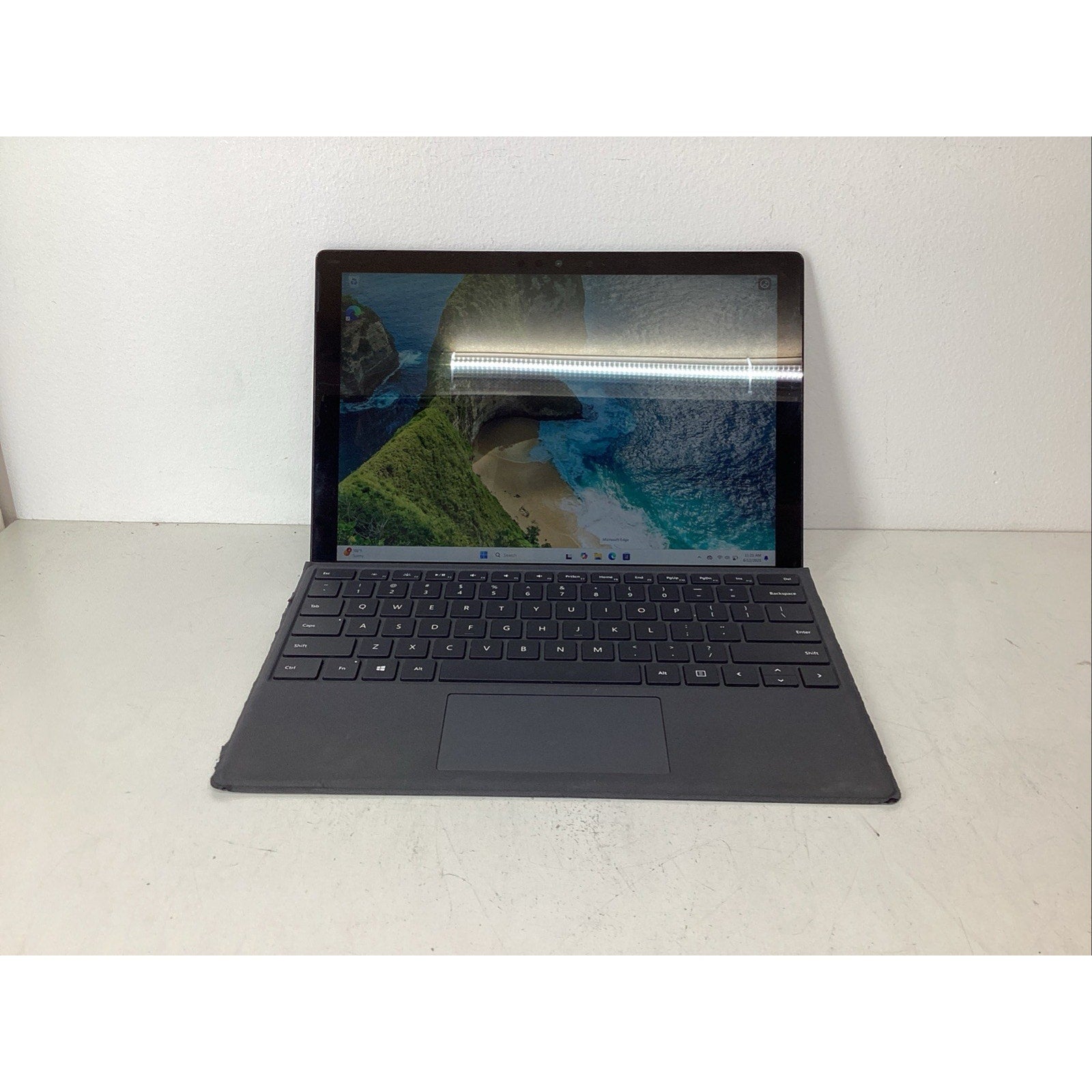 Microsoft Surface Pro 7 1866 12.3" Intel i5-1035G4 8GB RAM 256GB SSD Windows 11