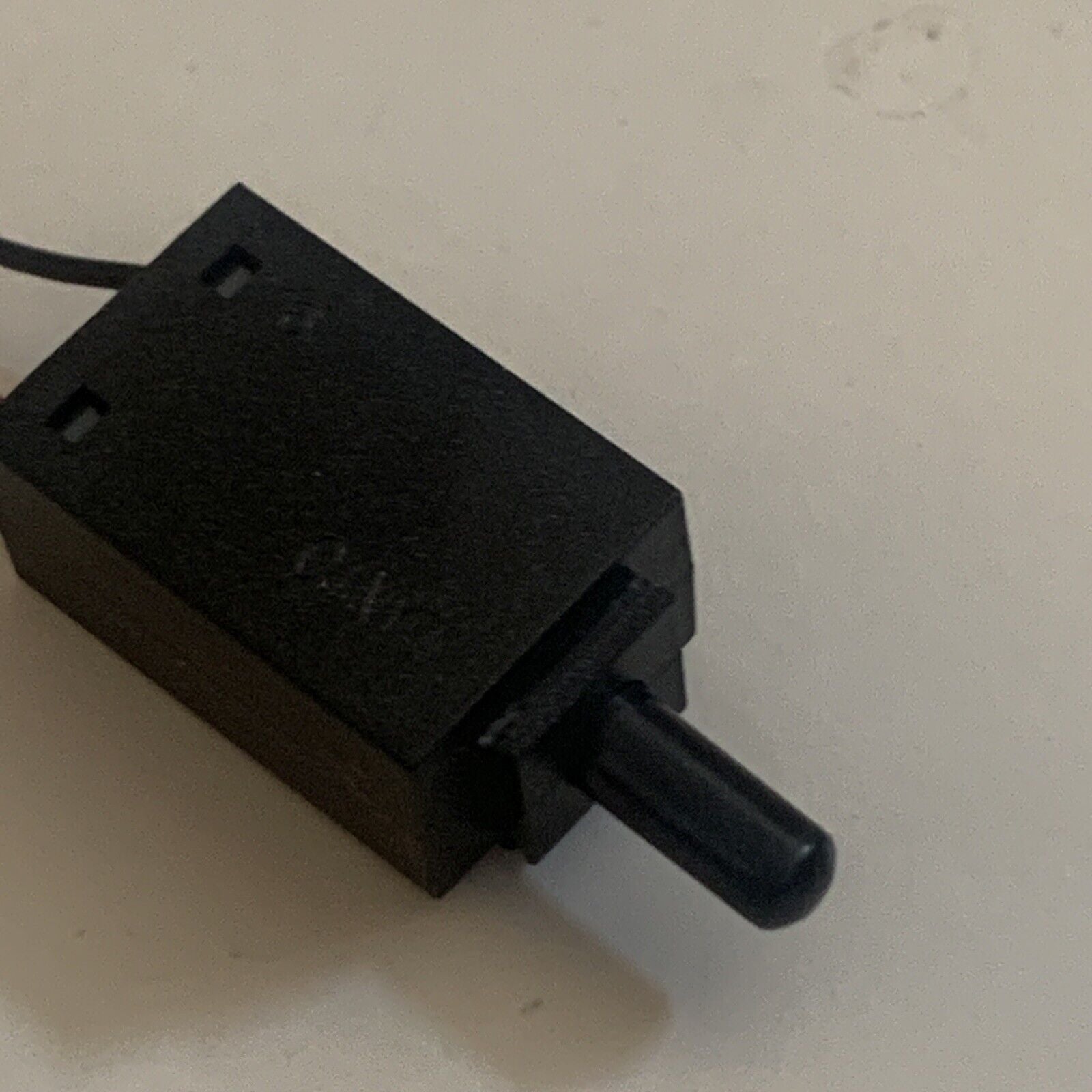 Dell OptiPlex 7010 7020 9010 9020 MT 3 Pin Case Intrusion Switch UC635 0UC635