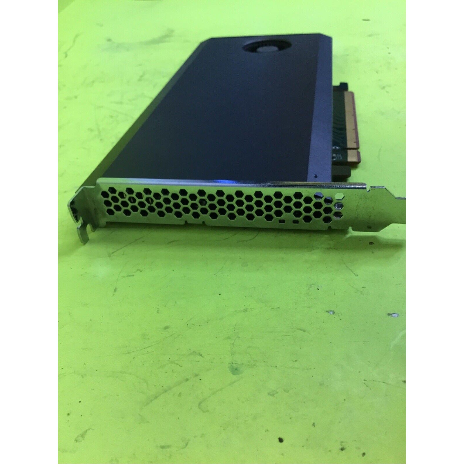 High Point SSD7101A-1 4x M.2 NVMe Ports to PCIe RAID Controller