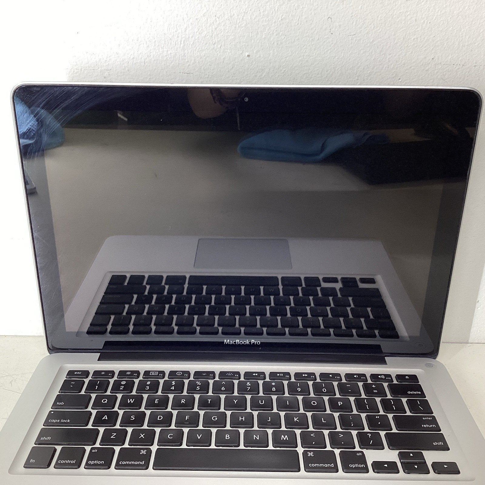 MacBook Pro 13" 2011 Intel i5 4GB RAM 320GB HDD A1278 - For Parts