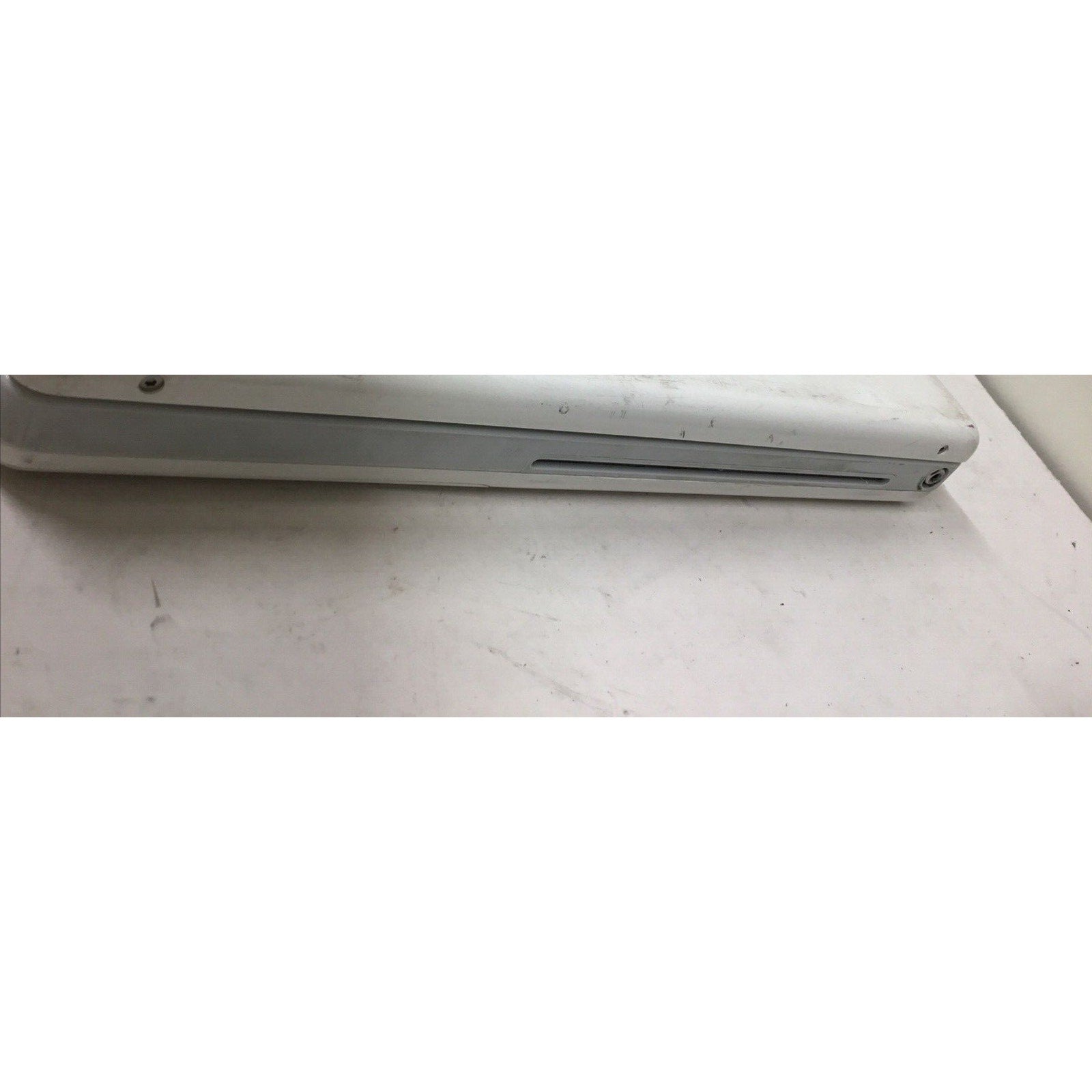 For Parts Only Apple iBook G4 Laptop (Working Screen) (No HDD)