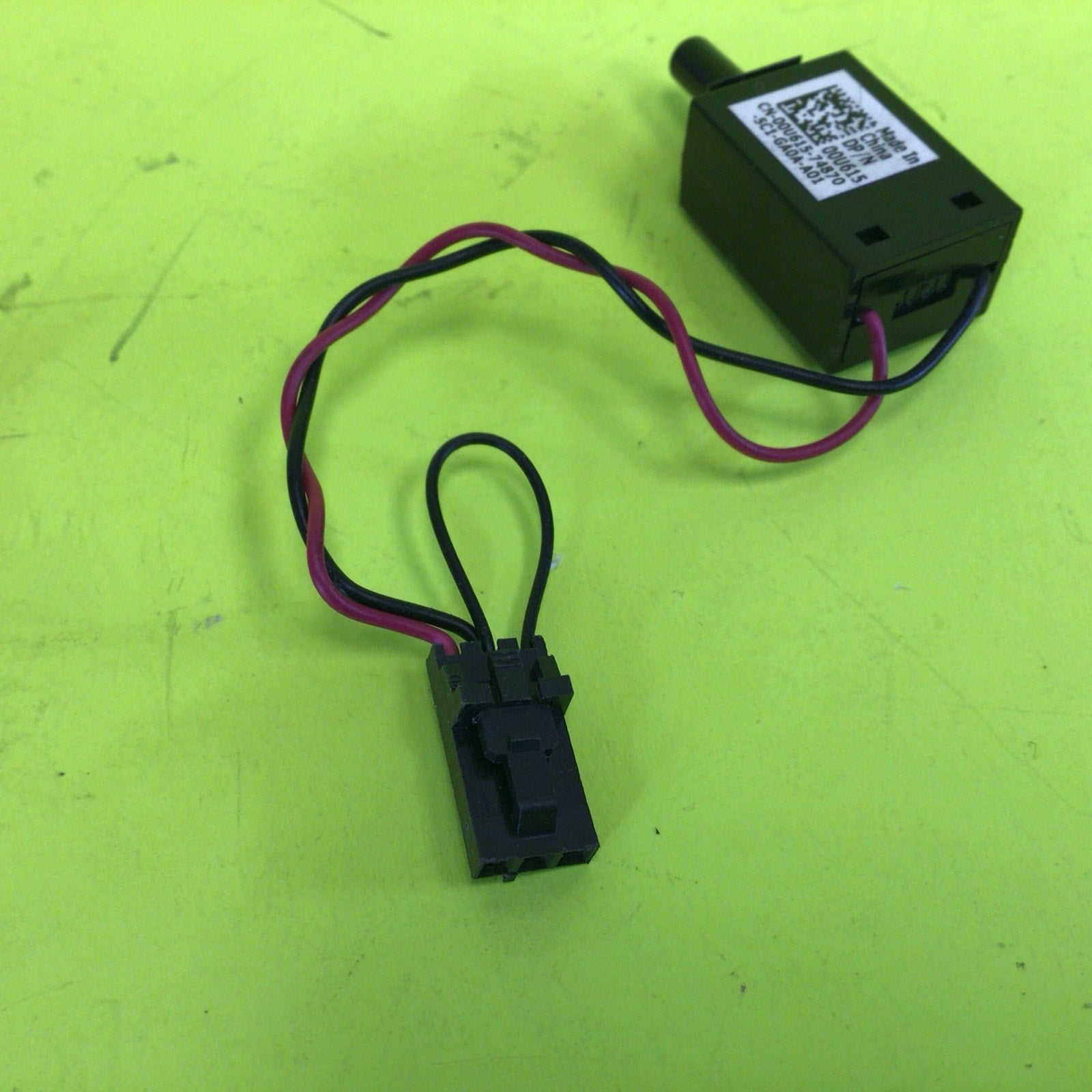 00U615 Dell OptiPlex 790 990 3010 7010 DT SFF Intrusion Switch Assembly OOU615