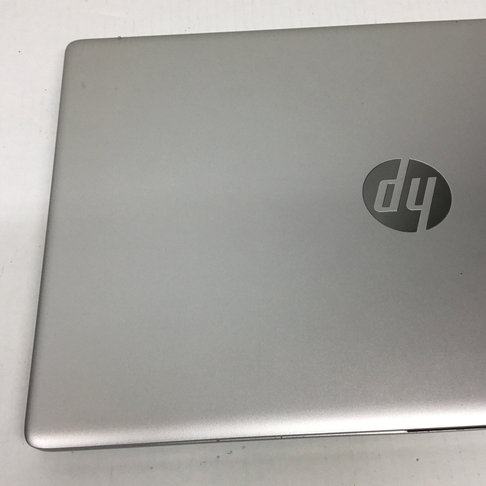 HP 17-CP0700DX 17.3 AMD Ryzen 5 5500U 8GB RAM FOR PARTS READ DESC