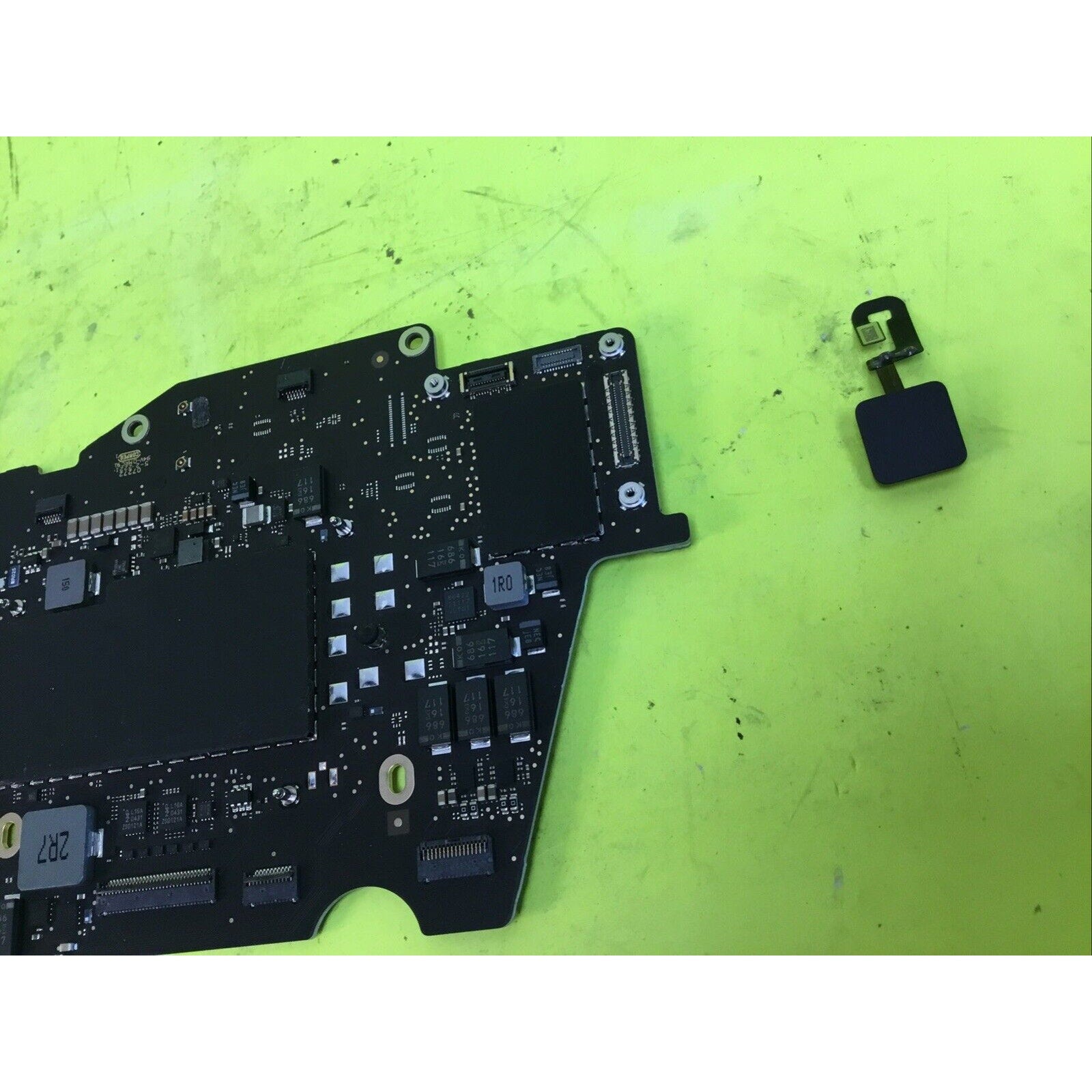 MacBook Pro 13" A2338 820-02020-A Motherboard with Touch ID FOR PARTS or REPAIR