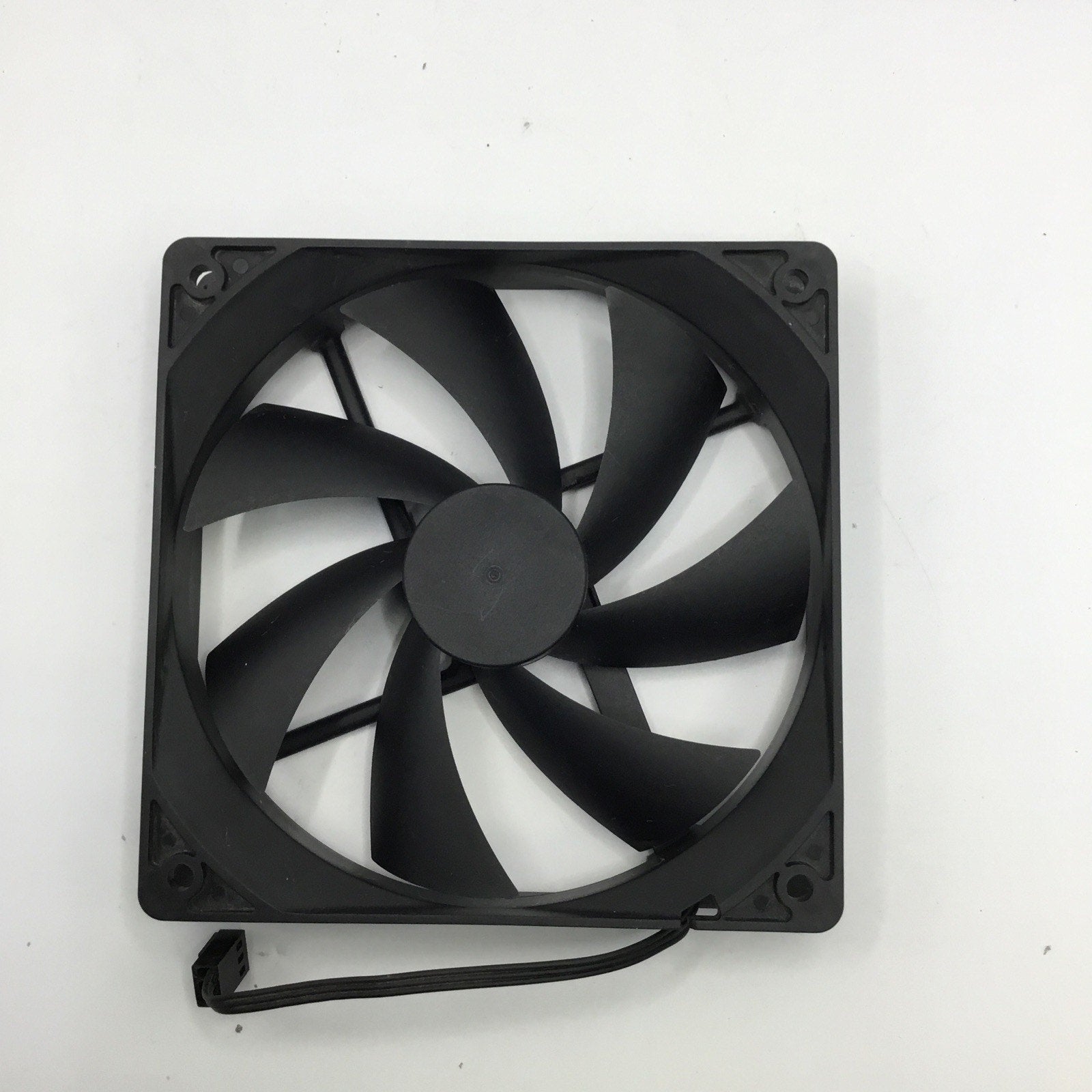 Antec Tricool Cooling Fan Unit 80mm 3pin Black 170915A