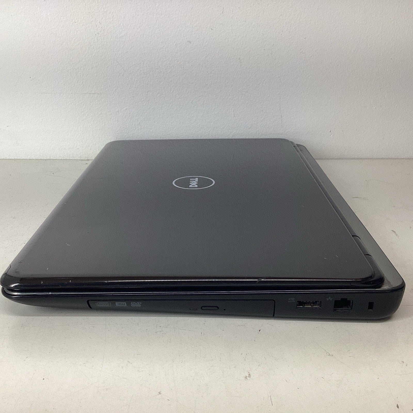 Dell Inspiron N7010 i5-M460 2.53GHz 4GB RAM 500GB HDD - For Parts