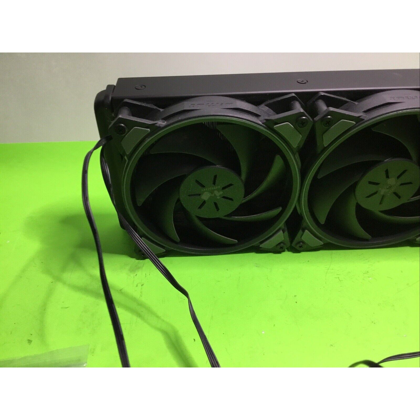iBUYPOWER 360mm Radiator CPU Liquid Cooler (3x120mm Fans) RGB FOR PARTS
