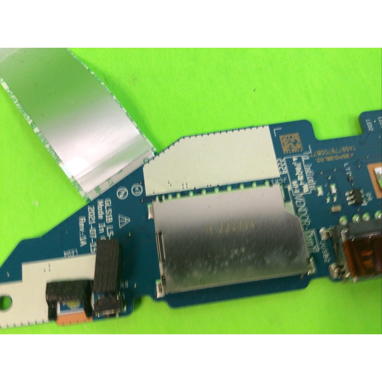 LS-L502P Lenovo IdeaPad 1 15ADA7 Power Button USB Card Reader Board w/ Cable